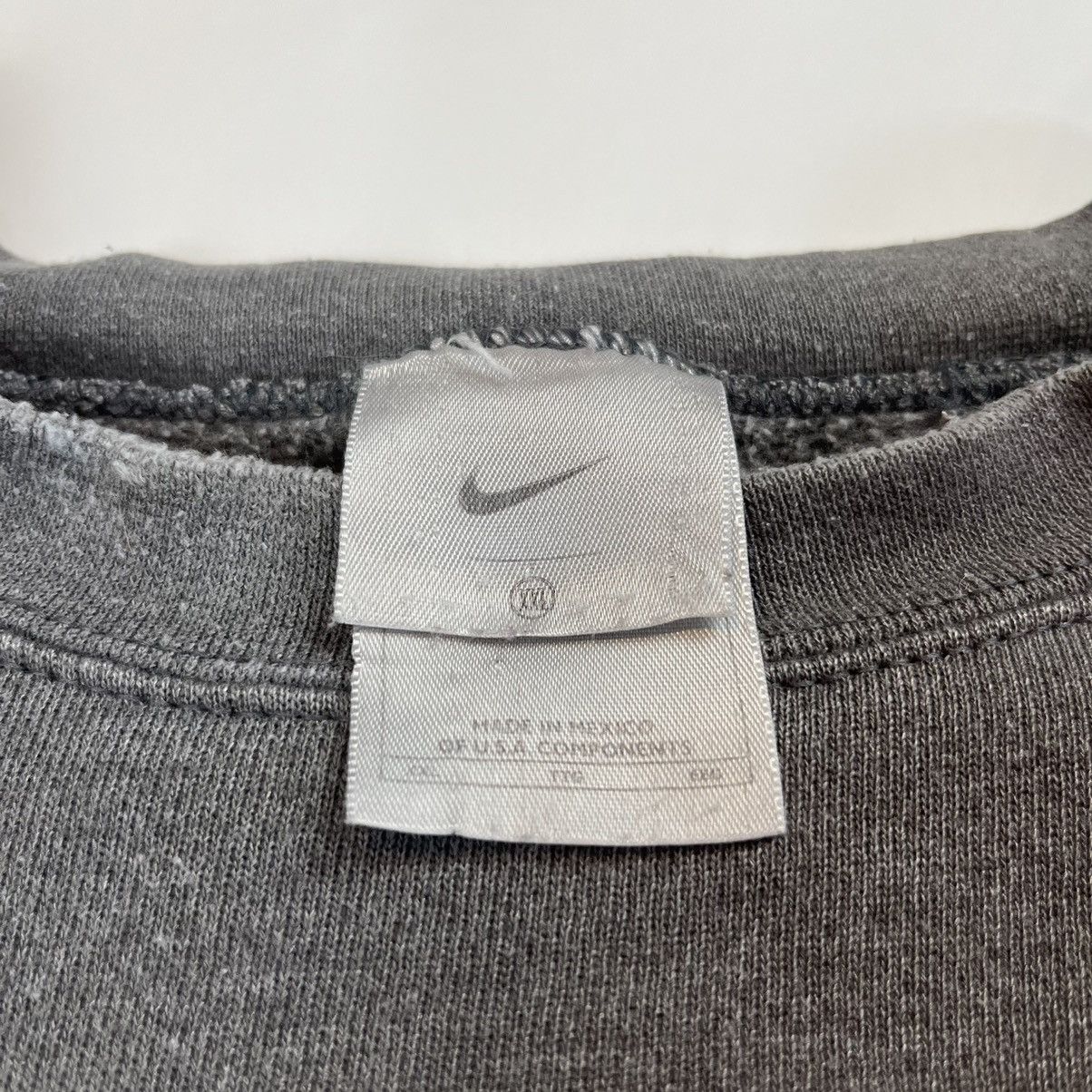 Nike Vintage Nike Sweatshirt Crewneck Size XXL Faded Baggy Y2K Size US XXL / EU 58 / 5 - 5 Thumbnail