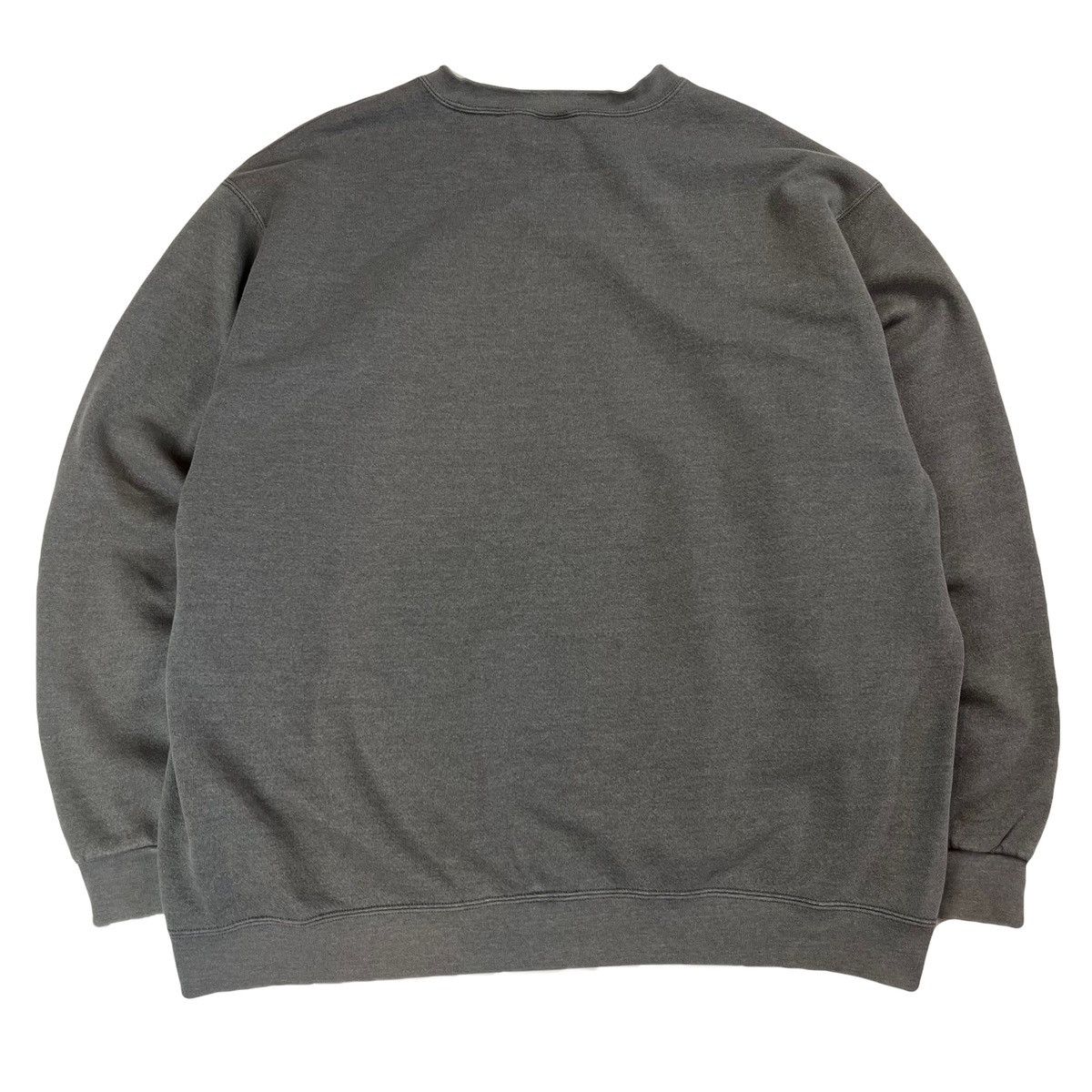 Nike Vintage Nike Sweatshirt Crewneck Size XXL Faded Baggy Y2K Size US XXL / EU 58 / 5 - 3 Thumbnail