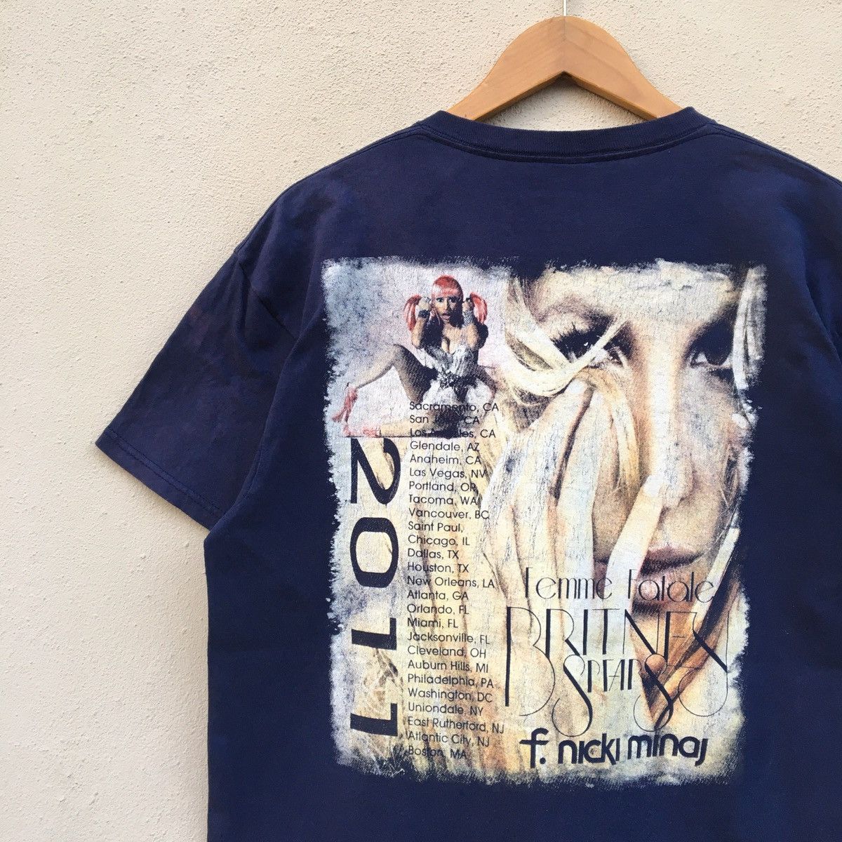 Band Tees × Vintage RARE‼️Vintage BRITNEY SPEARS FEMME FATALE TOUR T-shirt Size US L / EU 52-54 / 3 - 8 Thumbnail