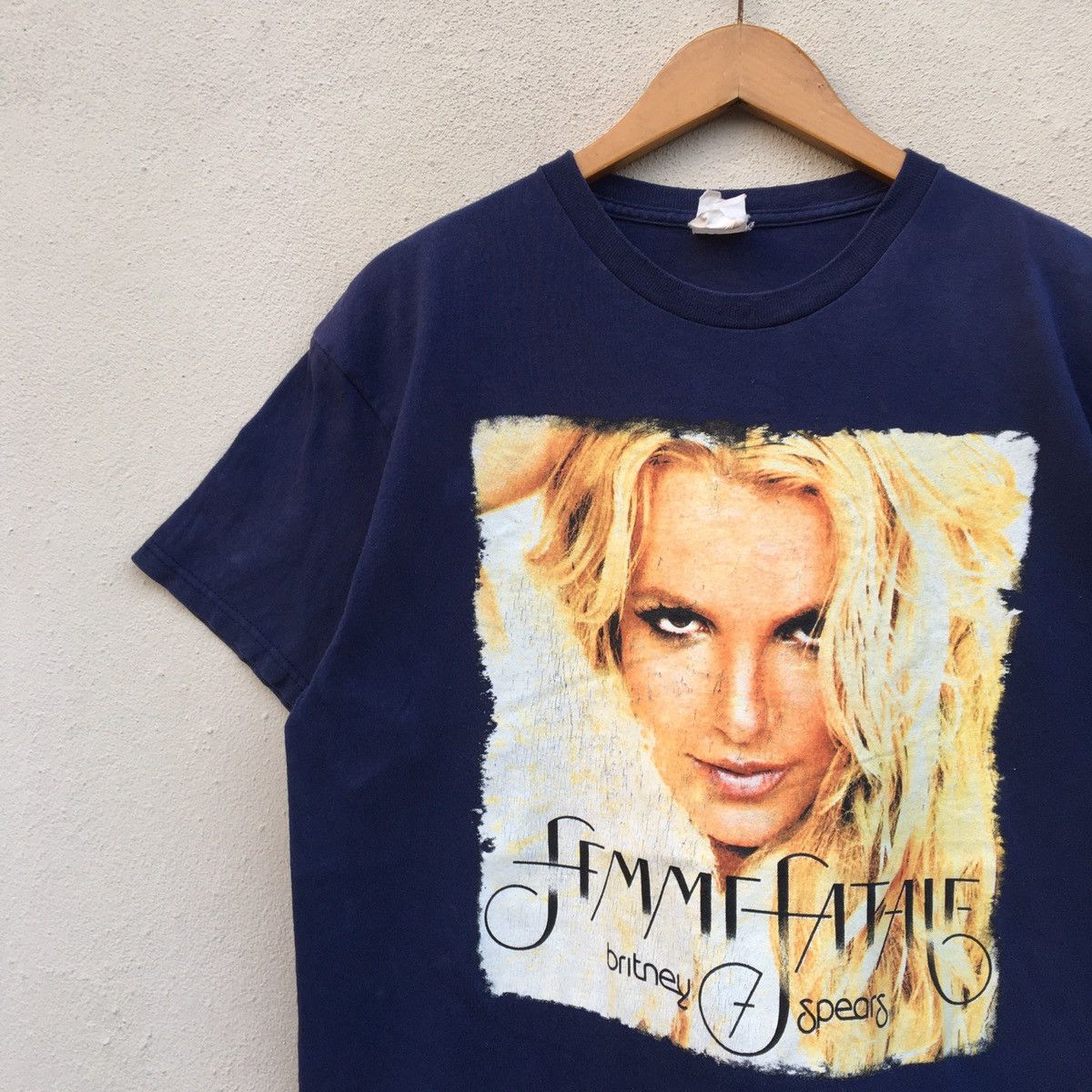Band Tees × Vintage RARE‼️Vintage BRITNEY SPEARS FEMME FATALE TOUR T-shirt Size US L / EU 52-54 / 3 - 4 Thumbnail