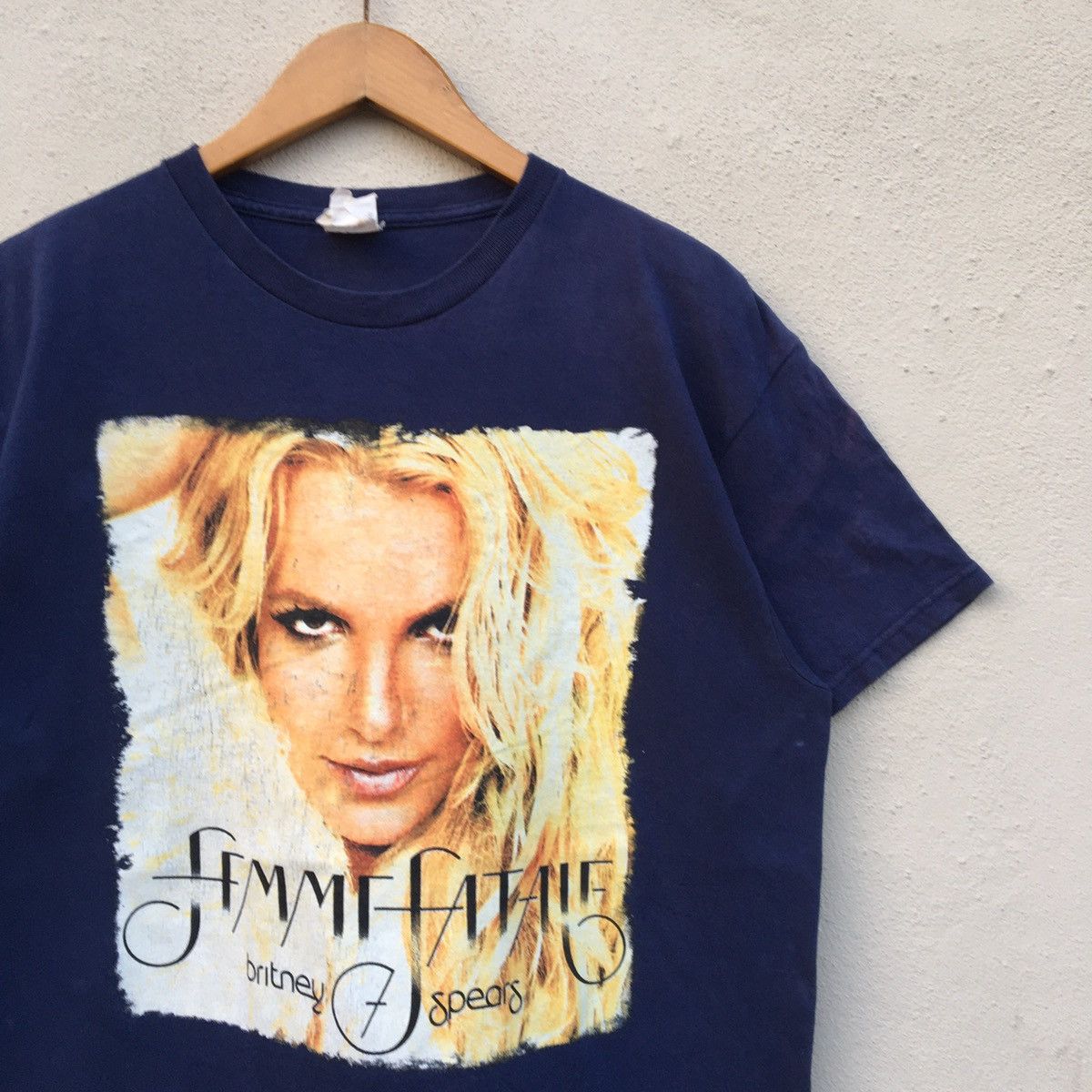 Band Tees × Vintage RARE‼️Vintage BRITNEY SPEARS FEMME FATALE TOUR T-shirt Size US L / EU 52-54 / 3 - 3 Thumbnail