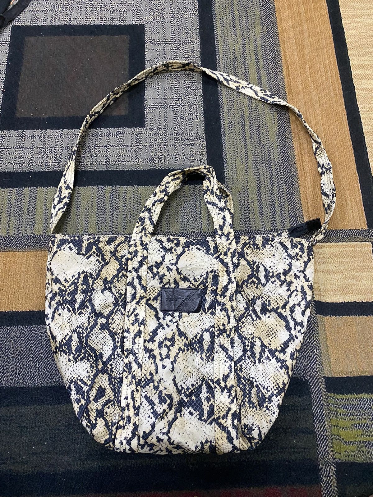 See By Chloe Bag Pu Snake Finish Tote Bag