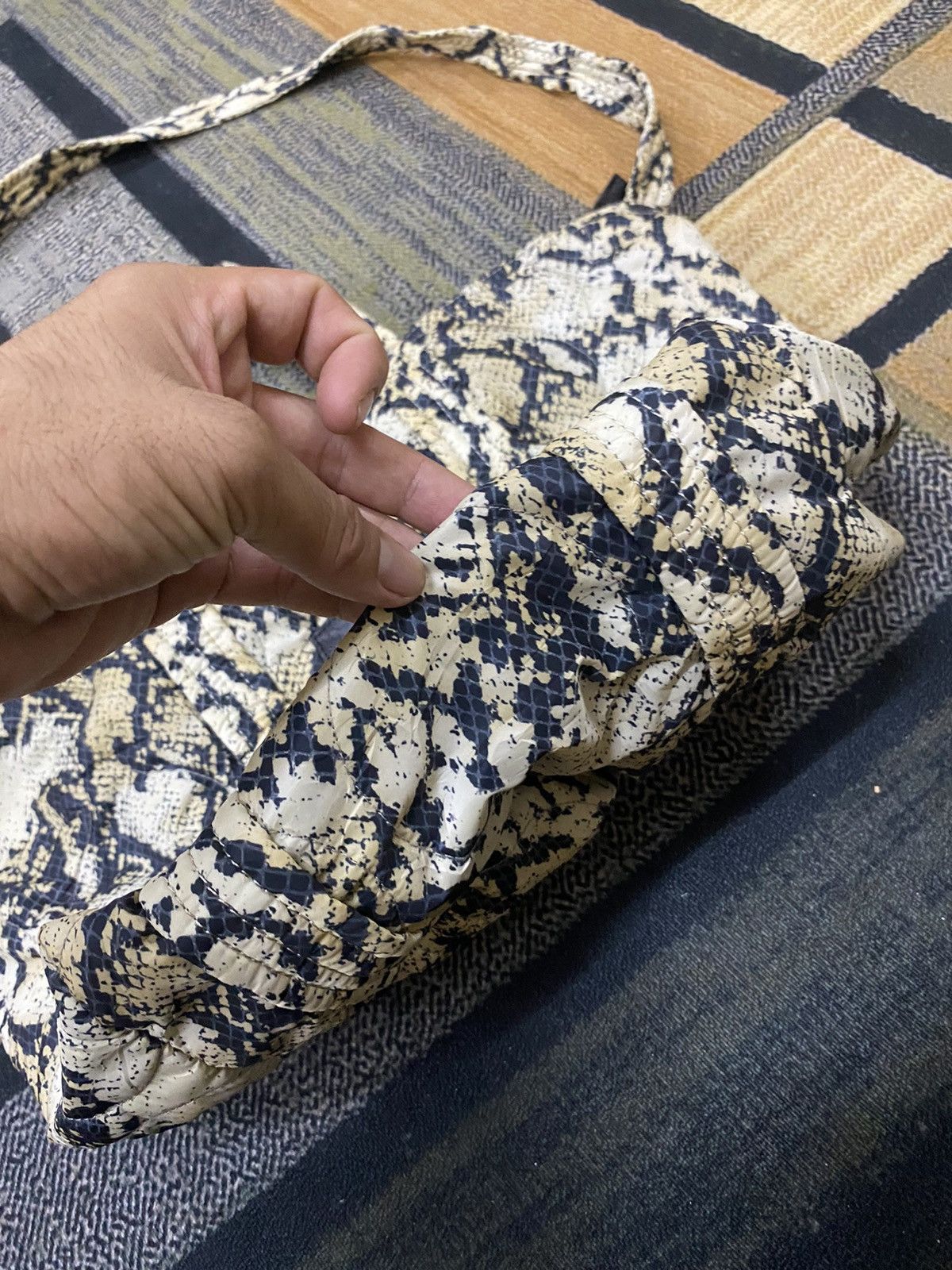 See By Chloe Bag Pu Snake Finish Tote Bag