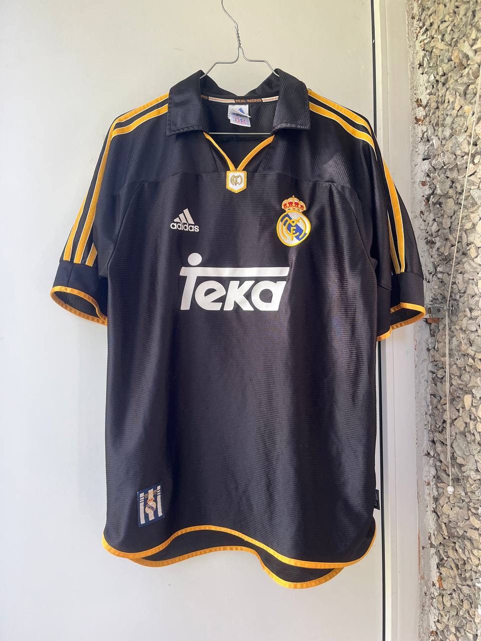 real-madrid-soccer-jersey-vintage-vintage-real-madrid-1999-adidas