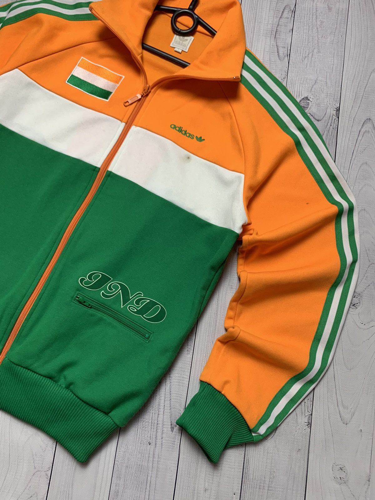 Adidas × Vintage Vintage adidas Track jacket India size M Size US M / EU 48-50 / 2 - 3 Thumbnail