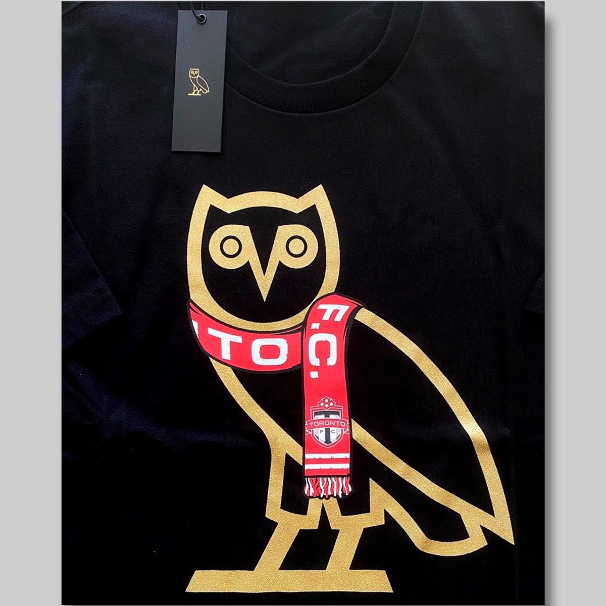 Drake OVO X Toronto FC OG Owl Tee Gold Black Rare Limited 🦉🇨🇦 Size US XXL / EU 58 / 5 - 2 Thumbnail