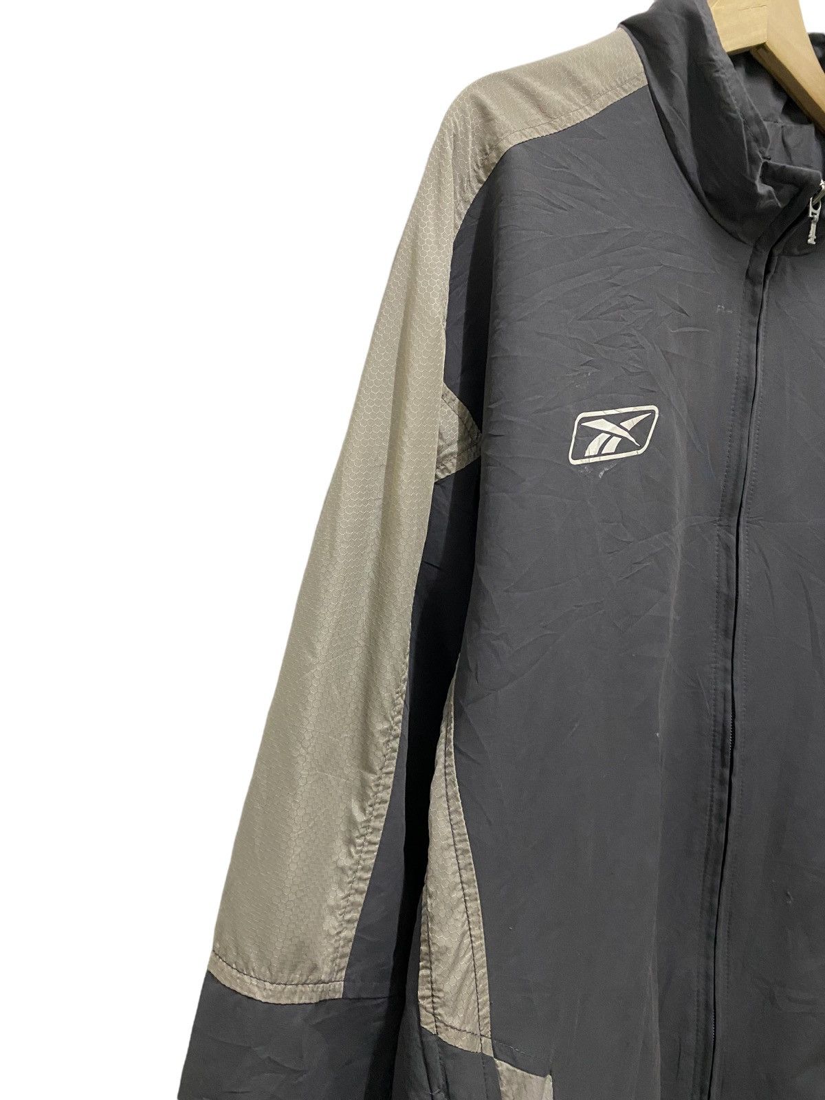 Reebok Liverpool Winter Training Coat Jacket Reebok 2004/2005 Size US L / EU 52-54 / 3 - 5 Thumbnail