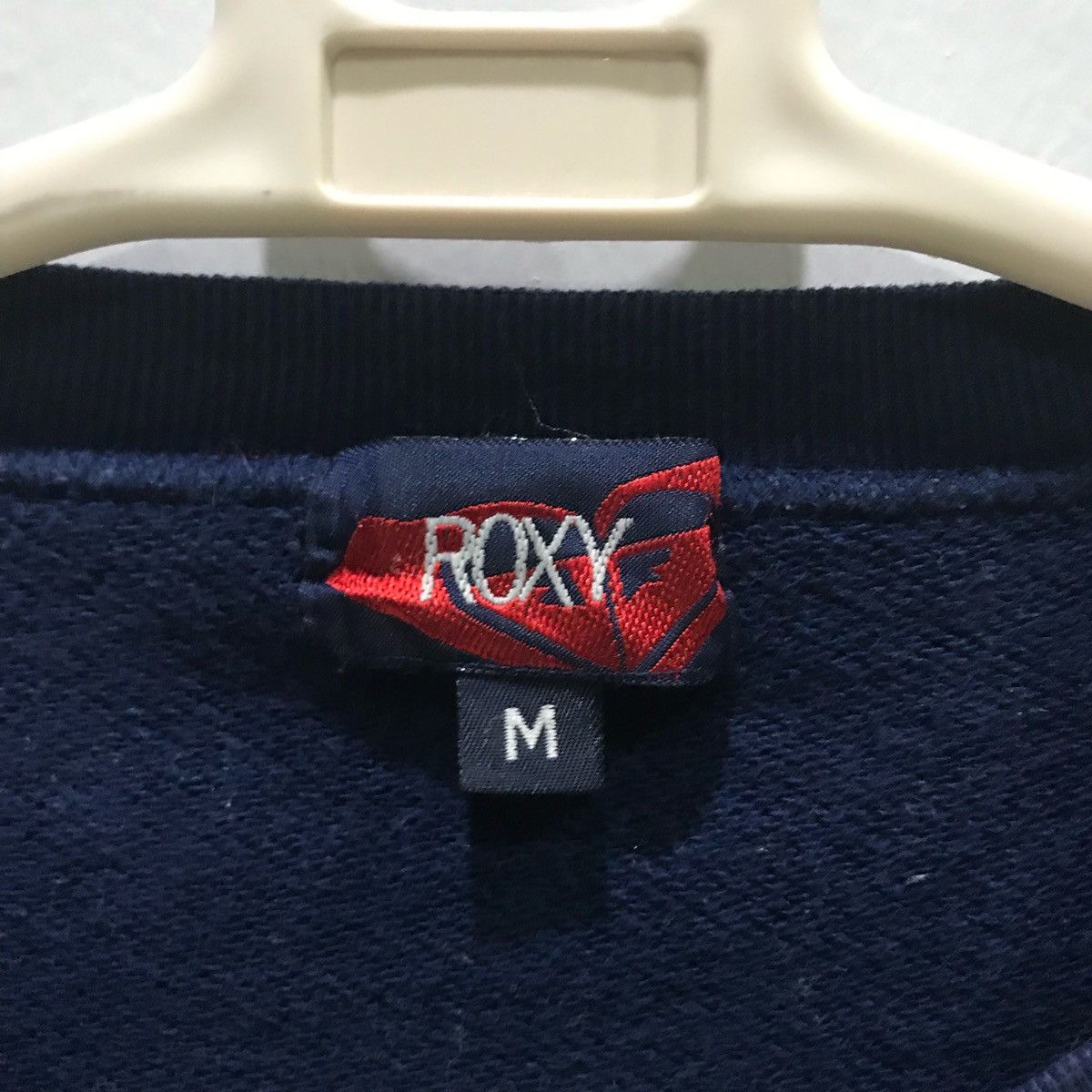 Designer × Japanese Brand ROXY Sweatshirts Size M Fits Size L MADE IN JAPAN Size US L / EU 52-54 / 3 - 7 Thumbnail