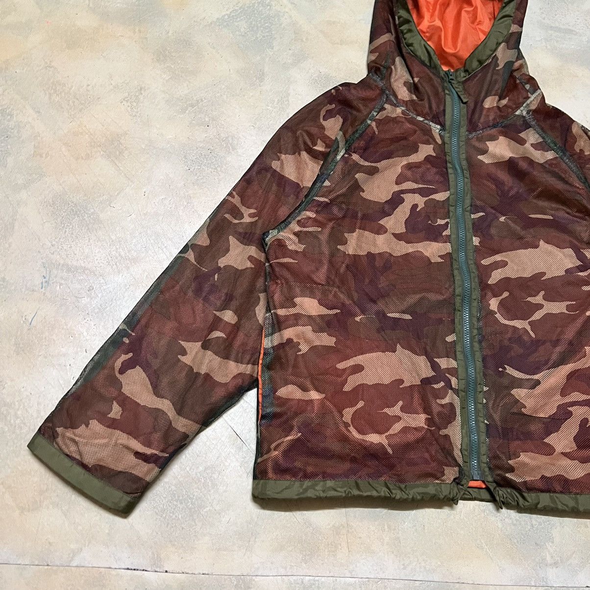 Japanese Brand Otarie Homme Japanese Brand Streetwear Camo Light Jacket Size US L / EU 52-54 / 3 - 4 Thumbnail