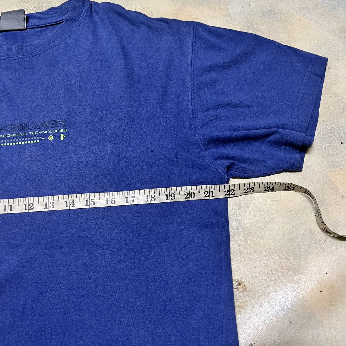 Quiksilver Vintage Quiksilver Big Logo T Shirt Size US M / EU 48-50 / 2 - 10 Thumbnail