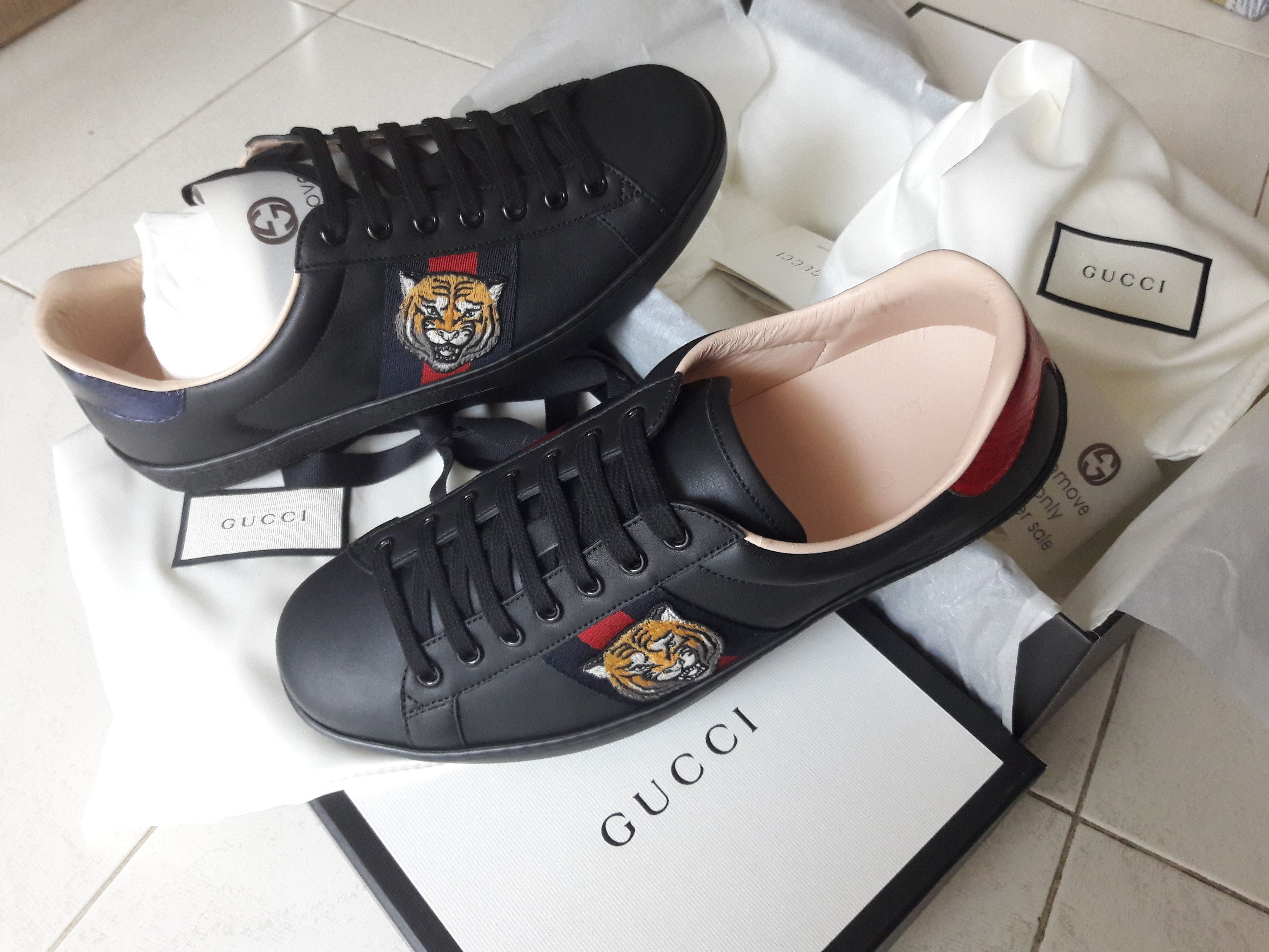 Gucci ace tiger black online