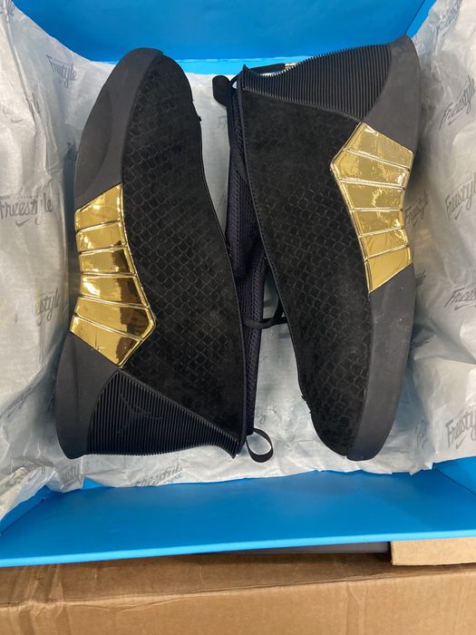 Black and gold jordan 15 online