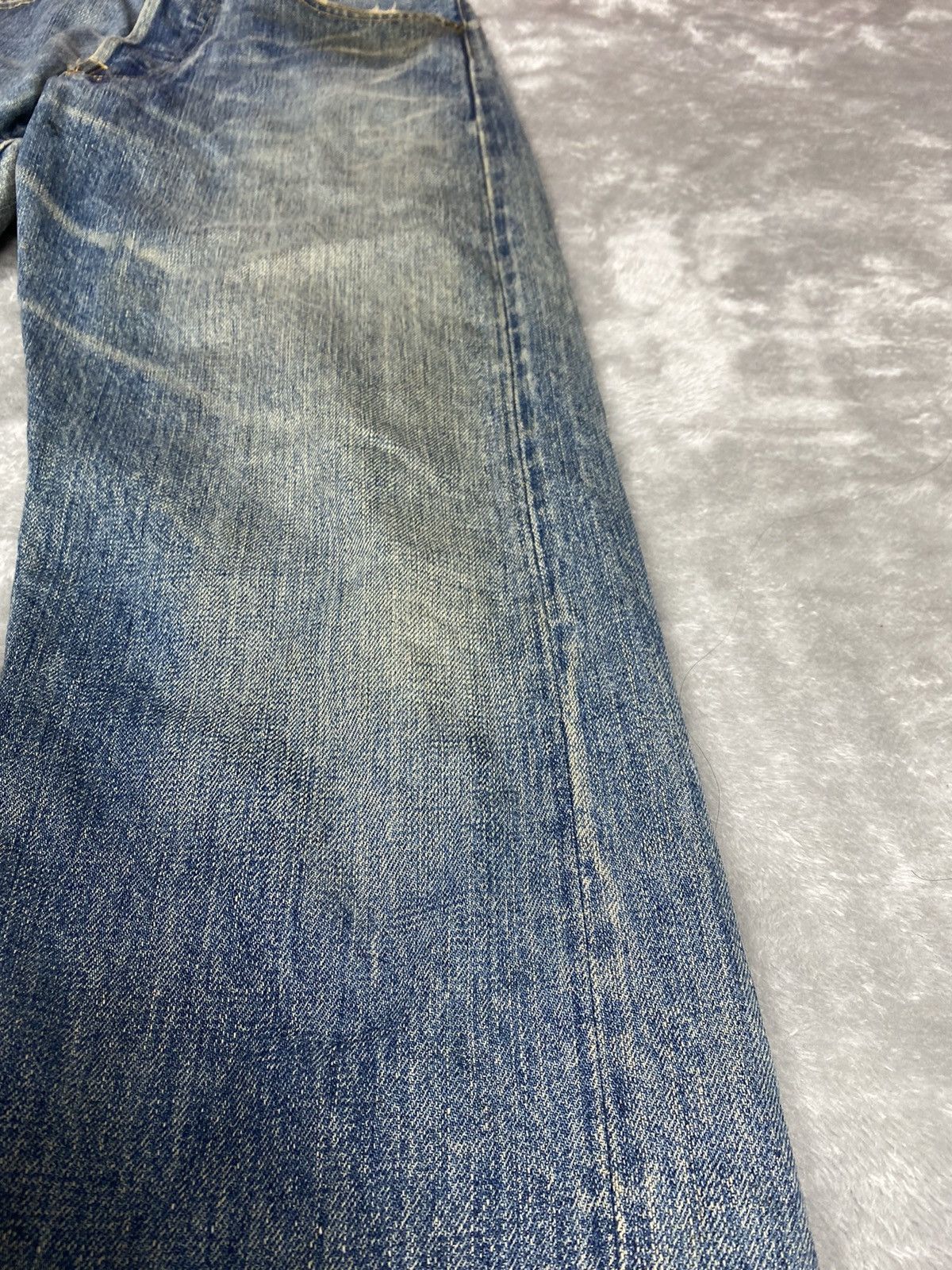 Futura Vintage Levi’s 501 x Futura. S0184 Size US 30 / EU 46 - 8 Thumbnail