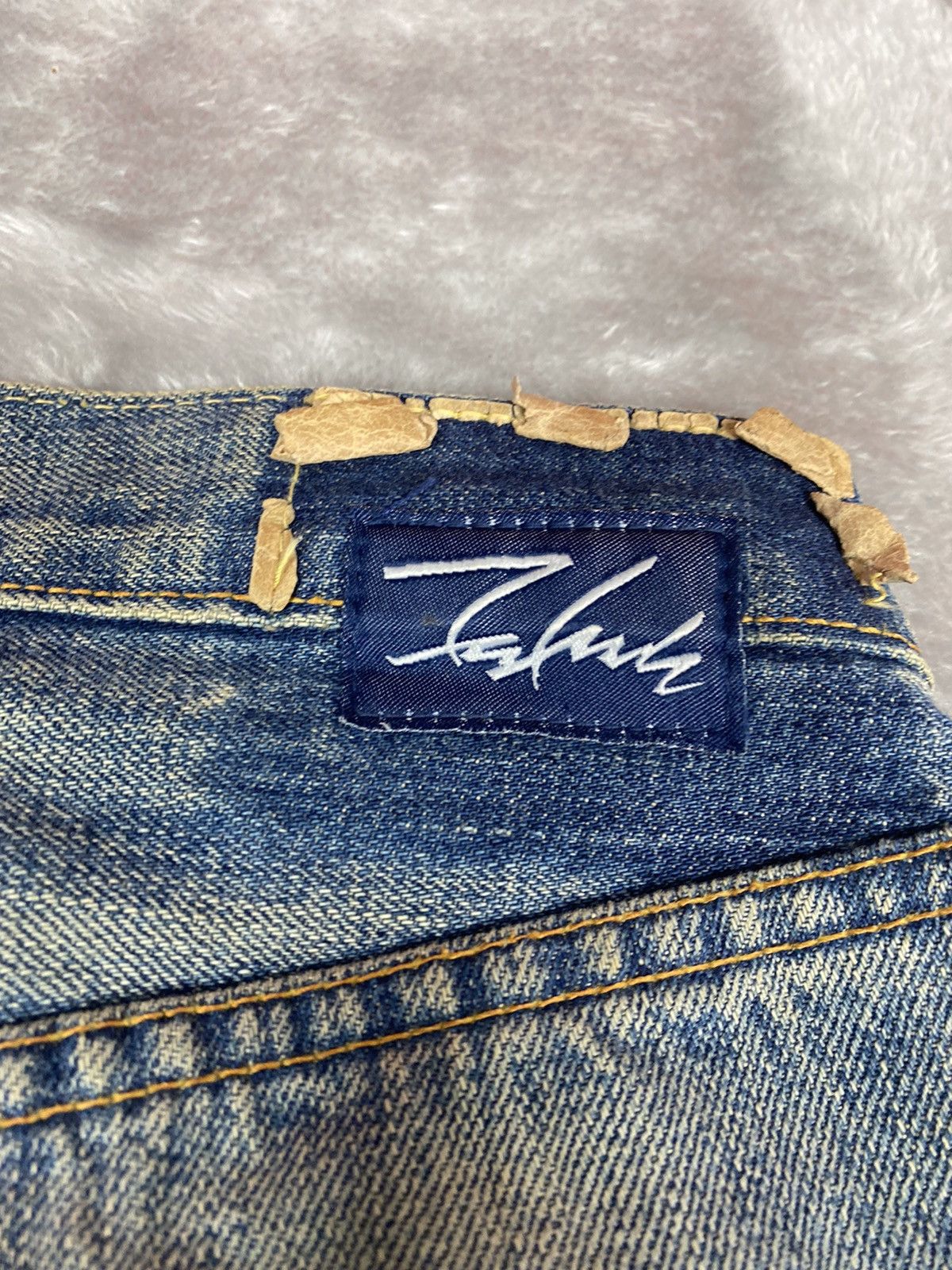 Futura Vintage Levi’s 501 x Futura. S0184 Size US 30 / EU 46 - 12 Thumbnail