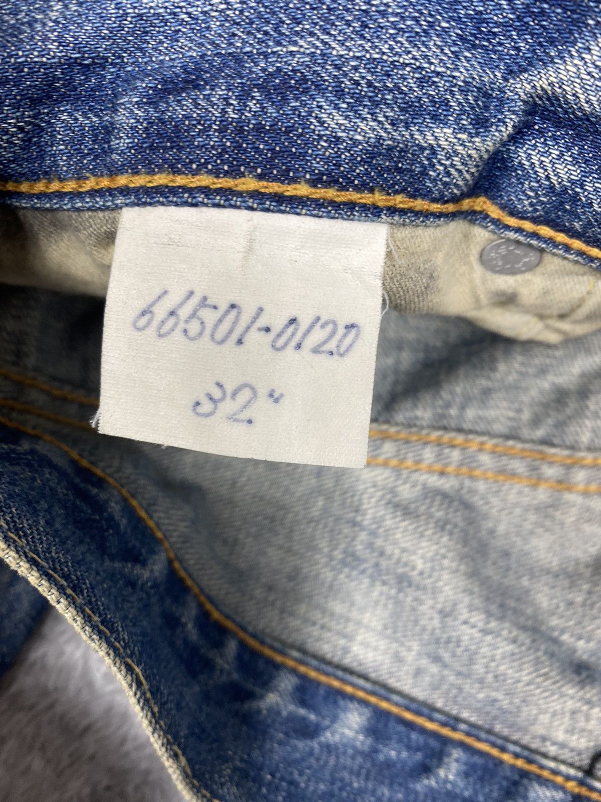 Futura Vintage Levi’s 501 x Futura. S0184 Size US 30 / EU 46 - 16 Thumbnail
