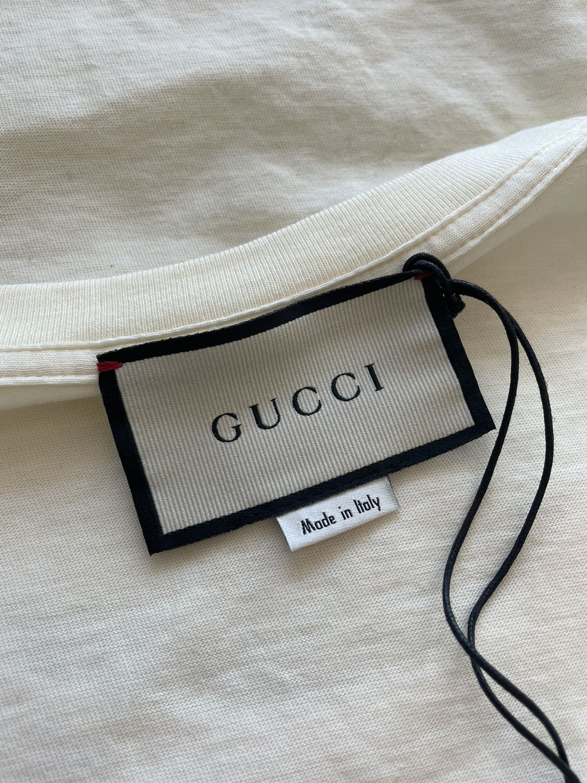 Gucci Extremely Rare Super Runway Gucci Logo Tee Size US L / EU 52-54 / 3 - 10 Thumbnail