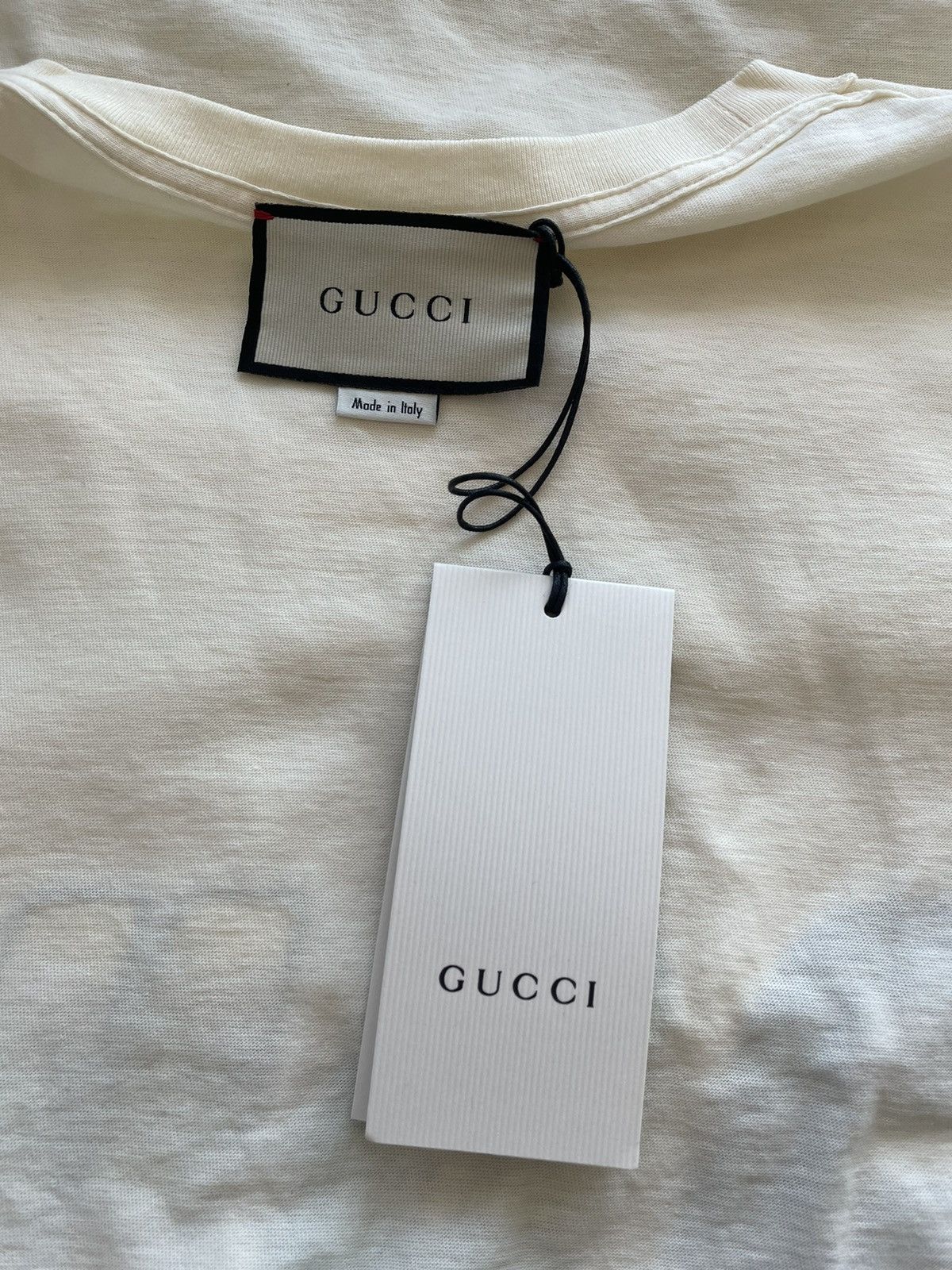 Gucci Extremely Rare Super Runway Gucci Logo Tee Size US L / EU 52-54 / 3 - 9 Thumbnail