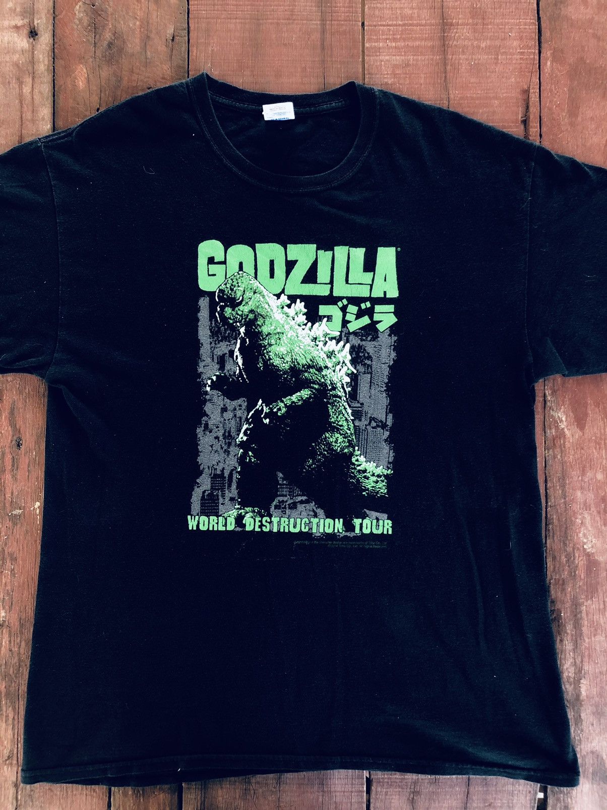 Vintage 🔥Vintage Godzilla World Destruction Tour 2014 Size US L / EU 52-54 / 3 - 1 Thumbnail