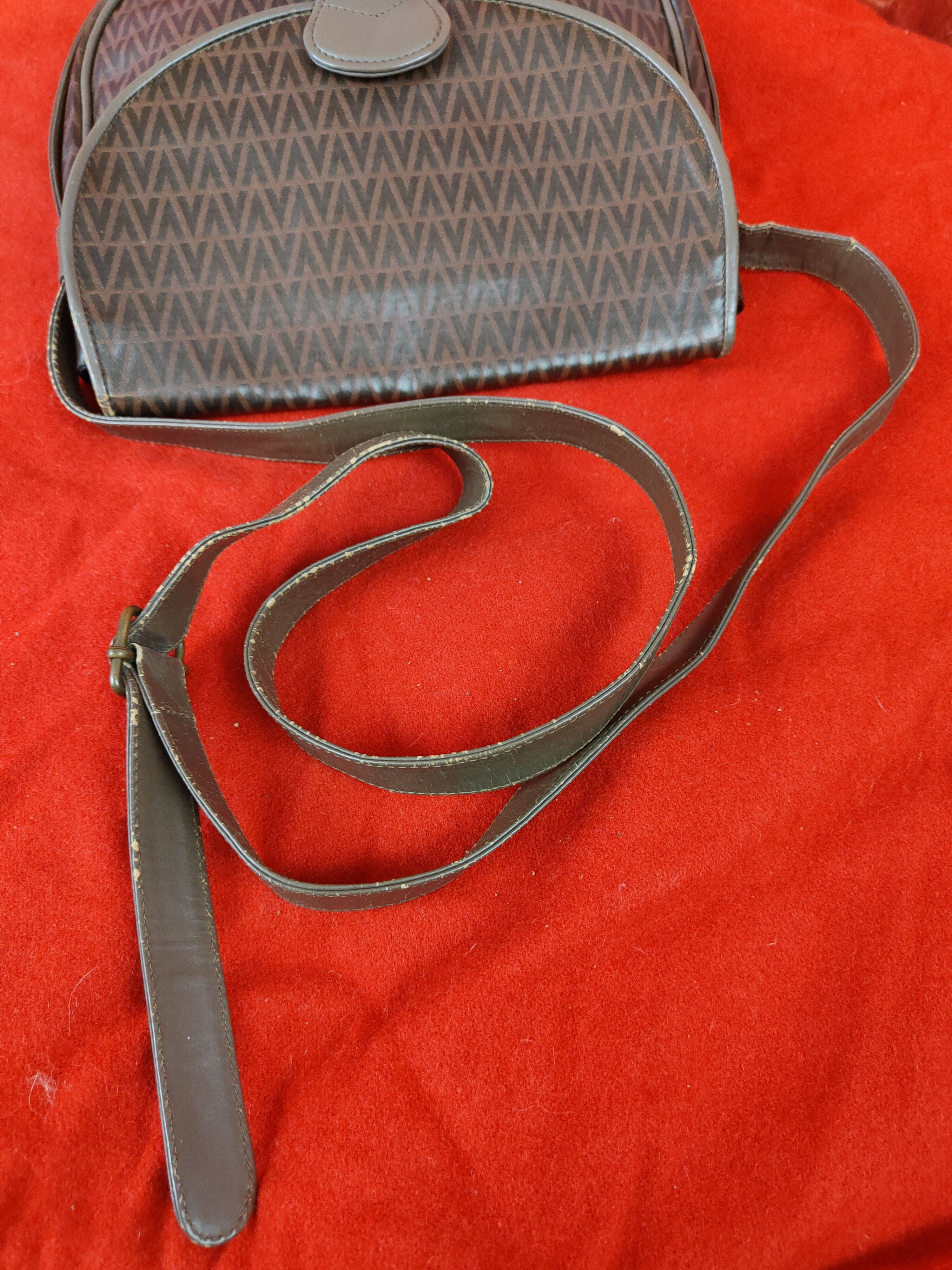 Mario Valentino Mario Valentino vintage monogram Sling Bag #SB016 Size ONE SIZE - 11 Thumbnail