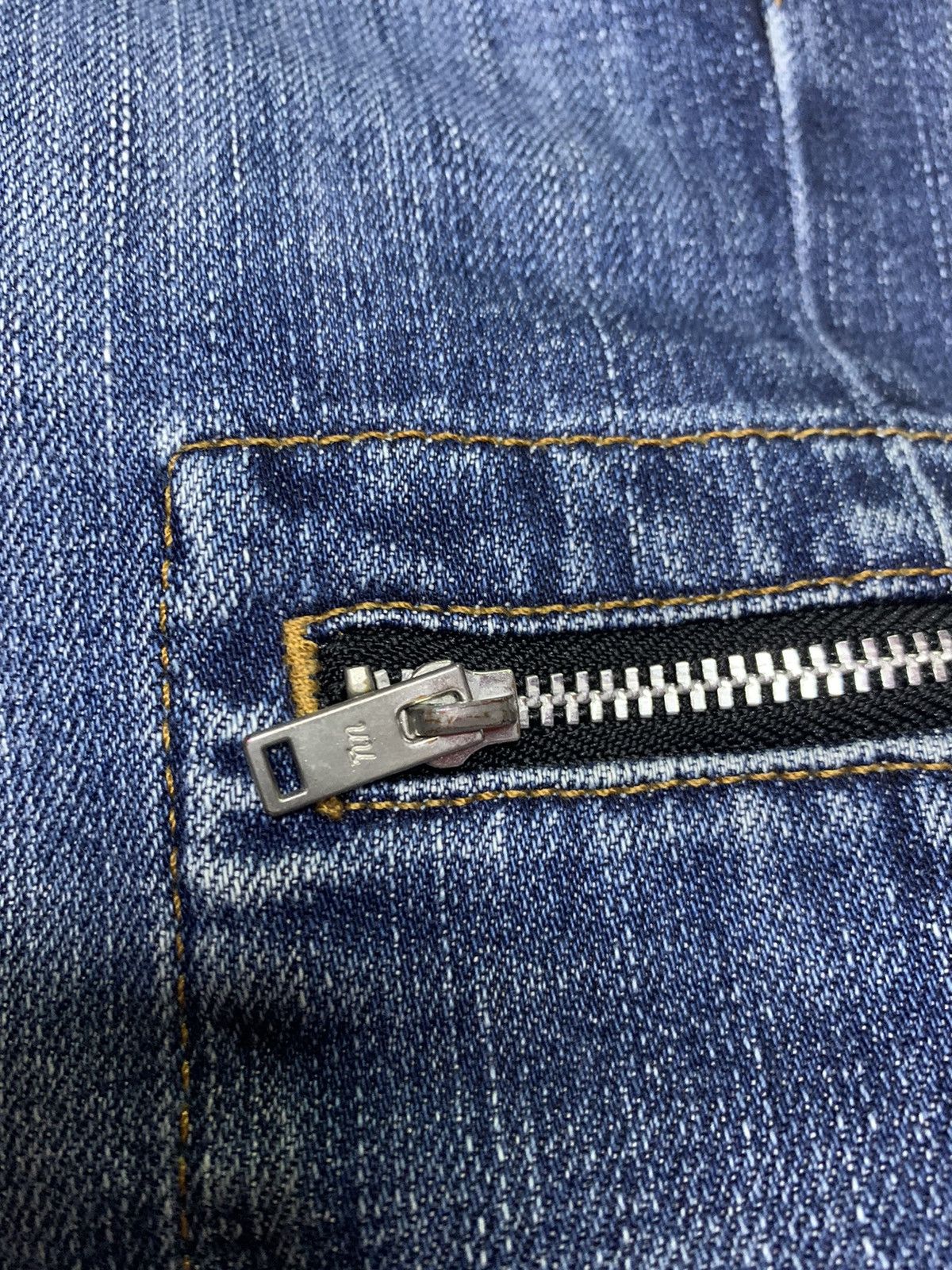 Undercover × Uniqlo Uniqlo x undercover skinny jeans Size US 31 - 12 Thumbnail