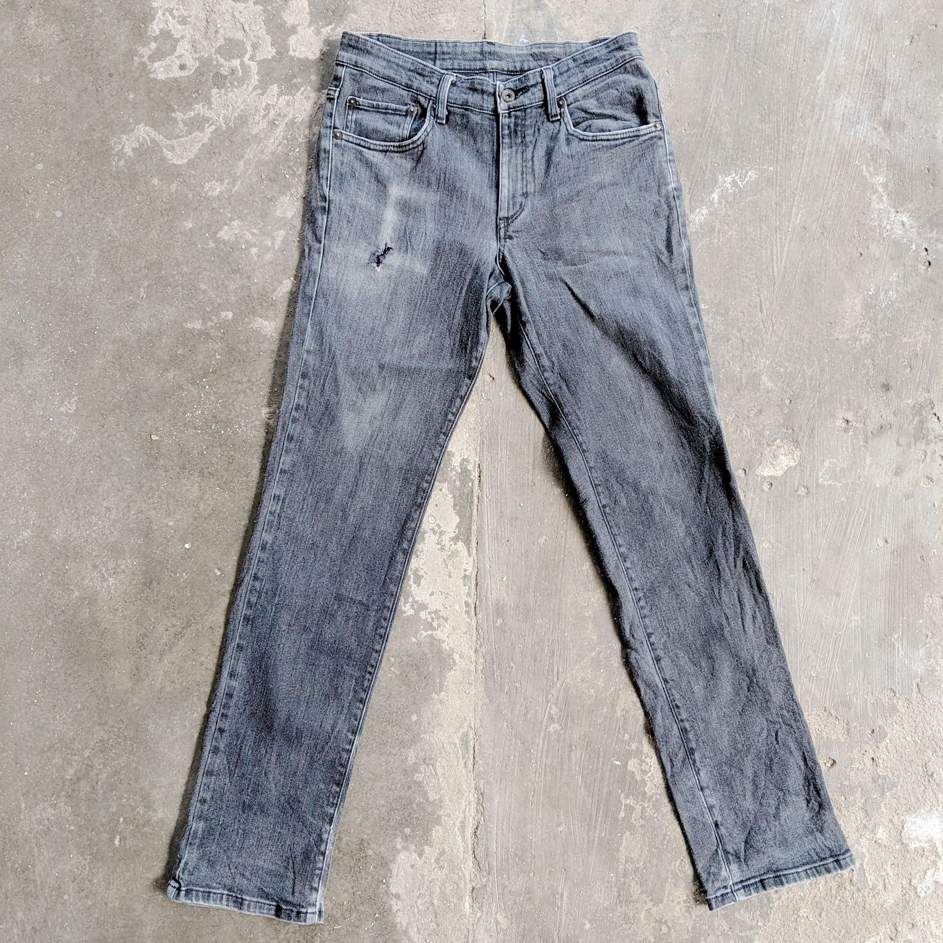 Japanese Brand × Vintage Vintage Edwin W30x31 Distressed Denim Trousers Pants Size US 30 / EU 46 - 1 Thumbnail