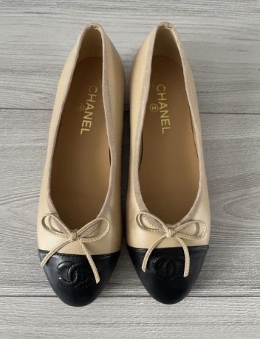Chanel New Ballet Flats Beige Black