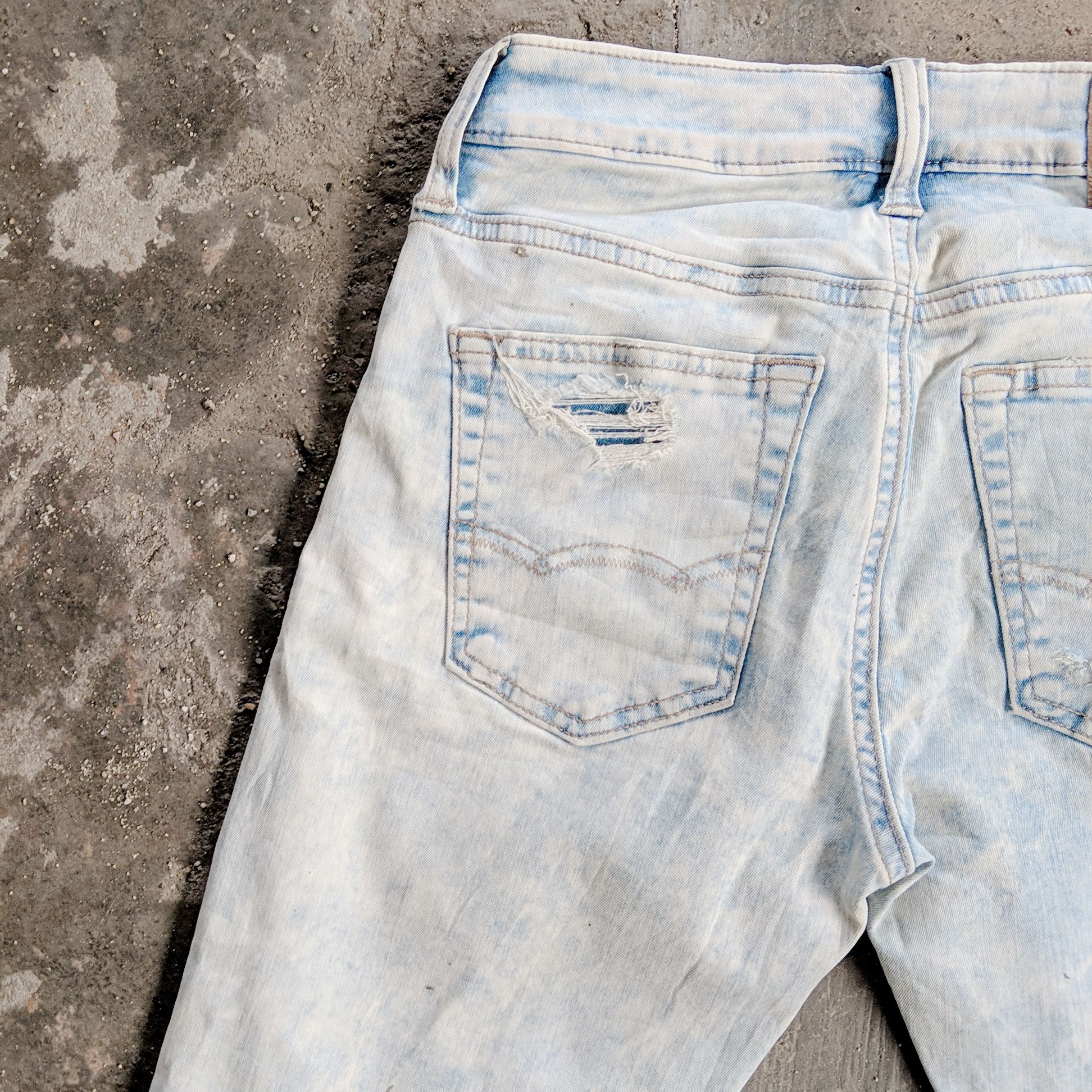 American Eagle Outfitters × Jean × Vintage Vintage American Eagle Faded Distressed Flex Denim Pants Size US 26 / EU 42 - 4 Thumbnail