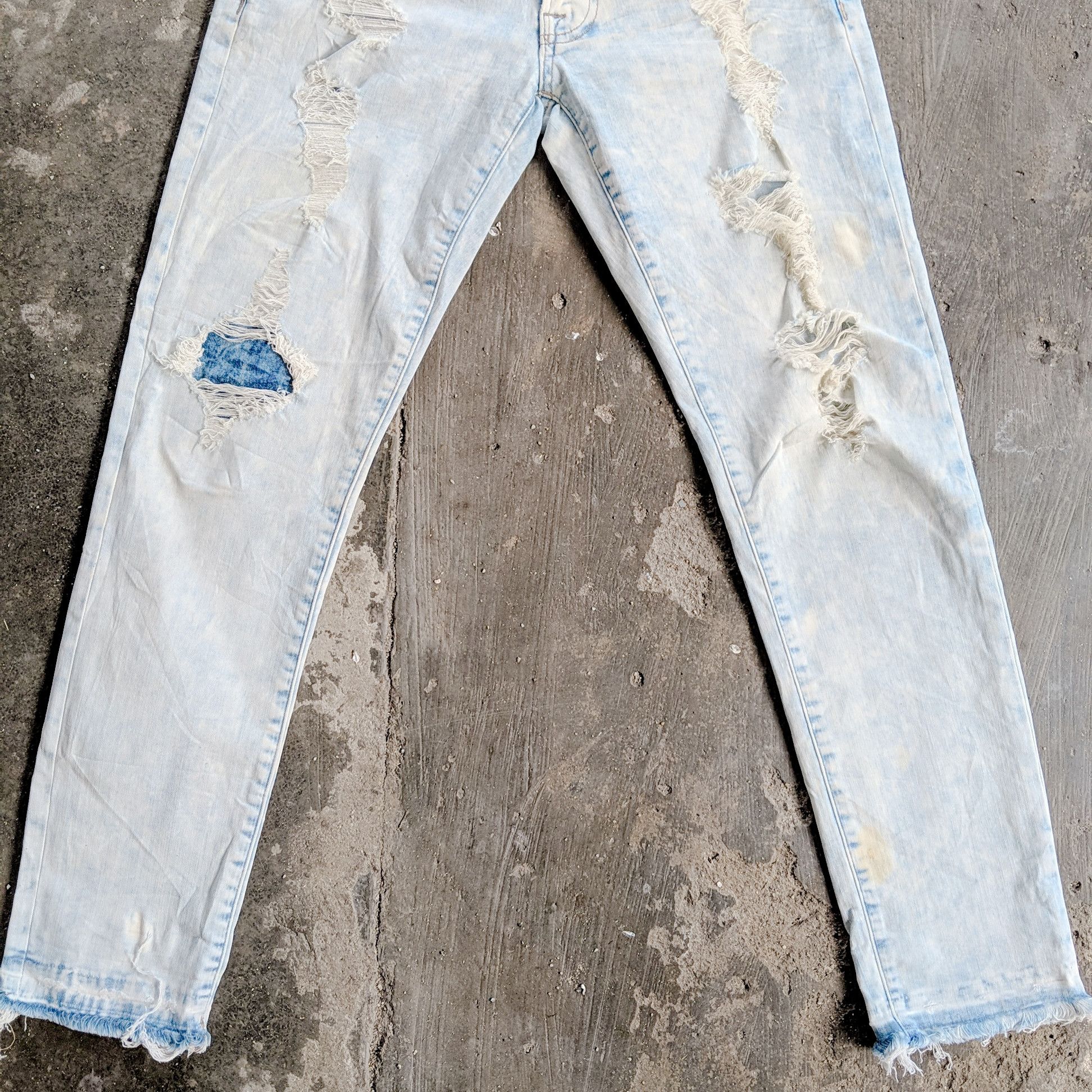 American Eagle Outfitters × Jean × Vintage Vintage American Eagle Faded Distressed Flex Denim Pants Size US 26 / EU 42 - 9 Thumbnail