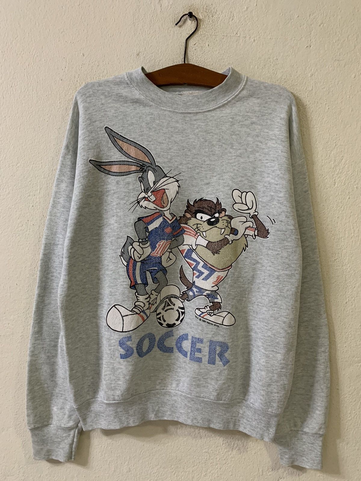 Vintage Vintage Warner Bros Looney Tunes TM 1994 Sweatshirt Size US M / EU 48-50 / 2 - 1 Thumbnail