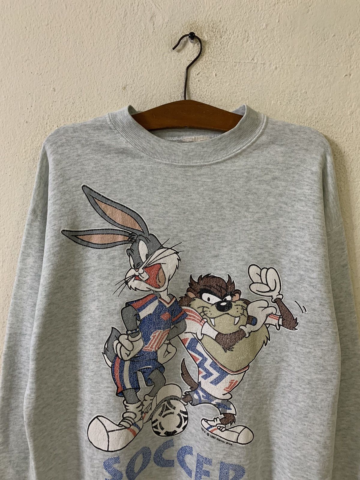Vintage Vintage Warner Bros Looney Tunes TM 1994 Sweatshirt Size US M / EU 48-50 / 2 - 4 Thumbnail