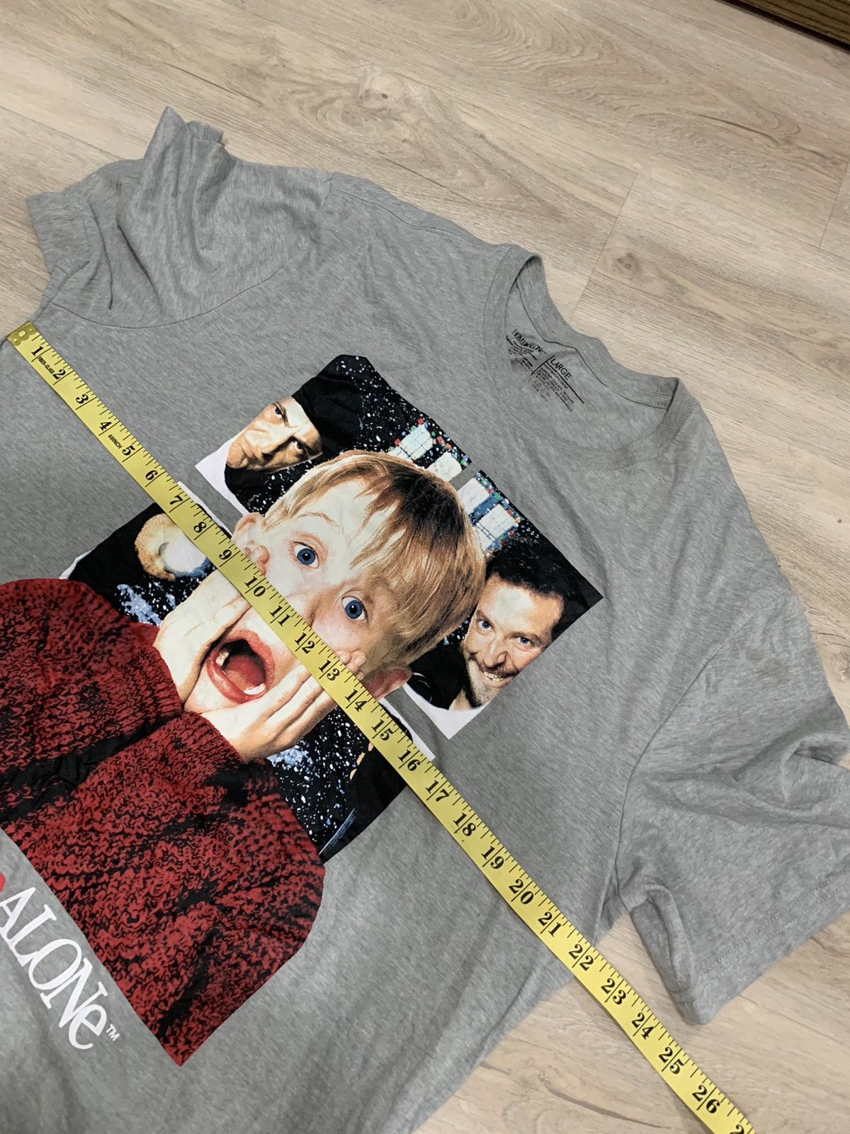 Vintage 🔥Vintage Movie Home Alone Tee Size US M / EU 48-50 / 2 - 9 Thumbnail