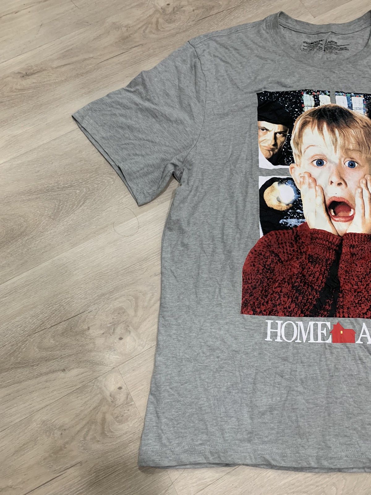 Vintage 🔥Vintage Movie Home Alone Tee Size US M / EU 48-50 / 2 - 4 Thumbnail