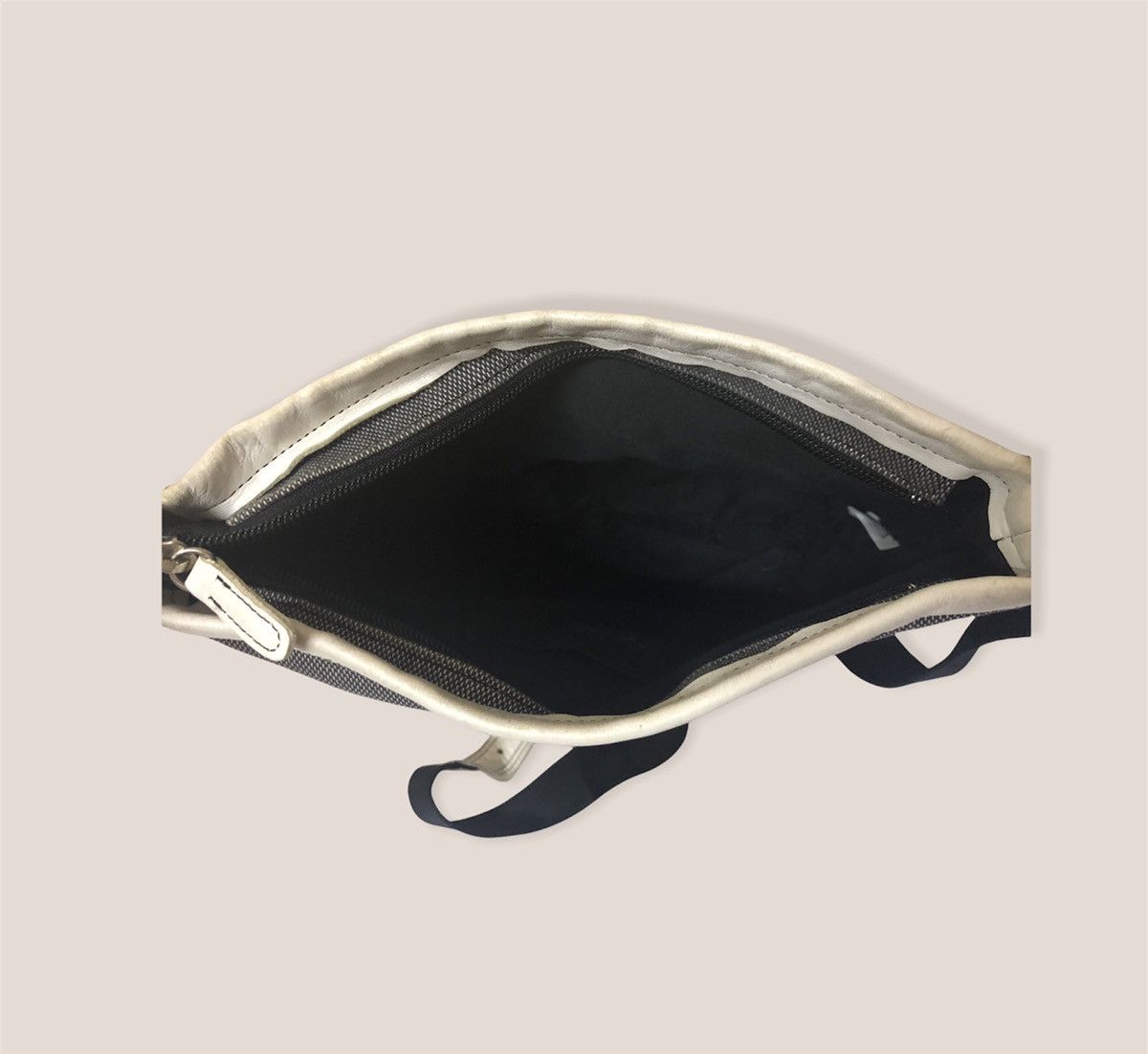 Designer × agnes b. AgnesB Voyage Sling Bag Crossbody Streetwear Size ONE SIZE - 13 Thumbnail