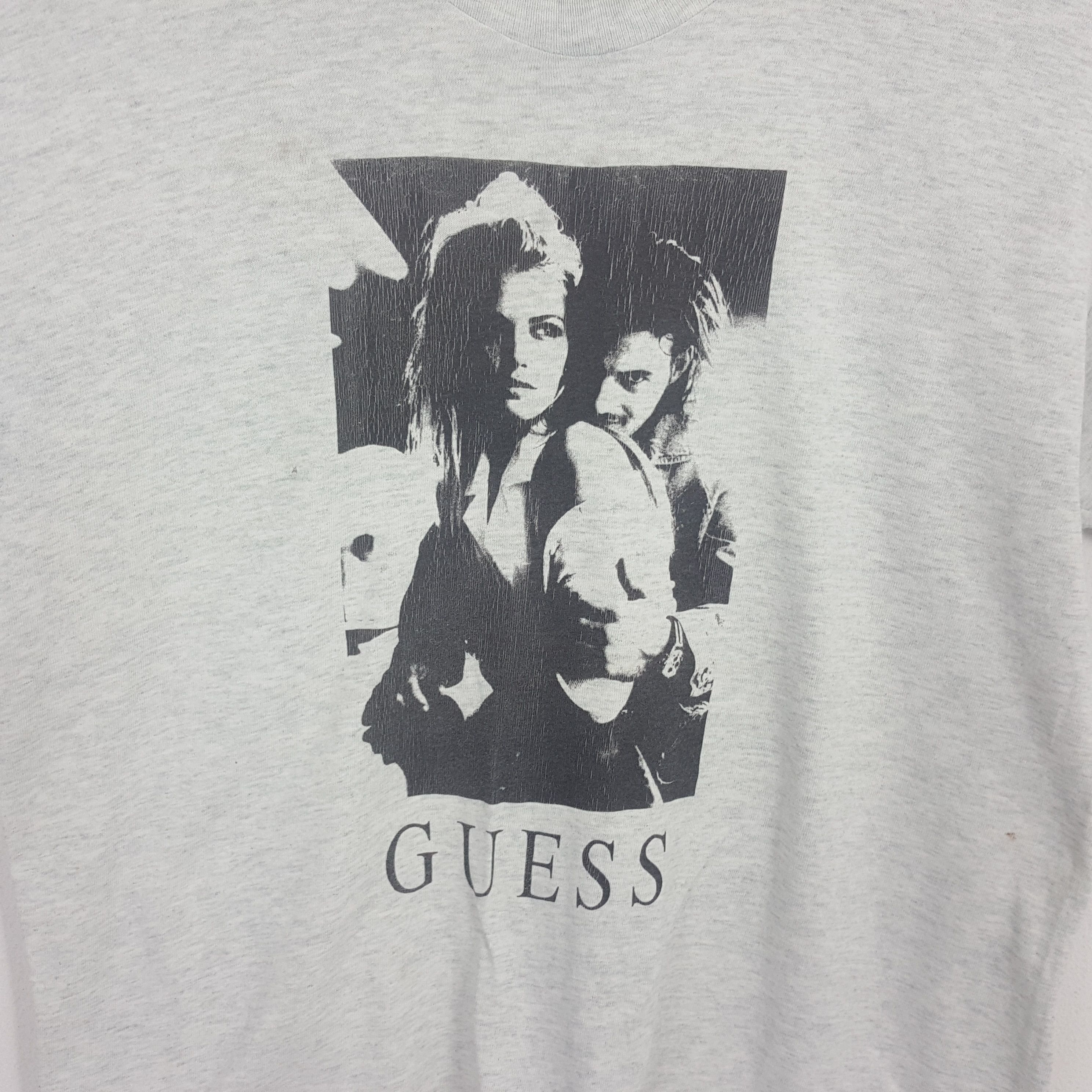 Guess × Vintage Vintage 90's GUESS Photo By Bruce Weber T-Shirt Size US M / EU 48-50 / 2 - 2 Thumbnail