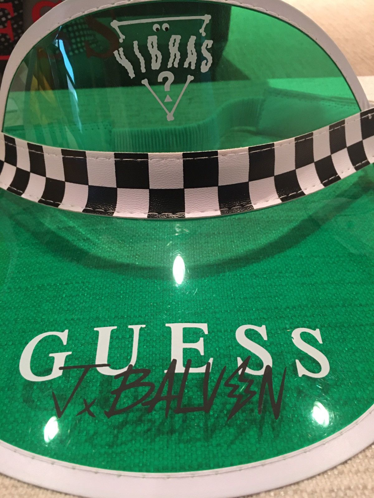 Guess Guess x J Balvin Vibras Exclusive Visor Size ONE SIZE - 7 Thumbnail