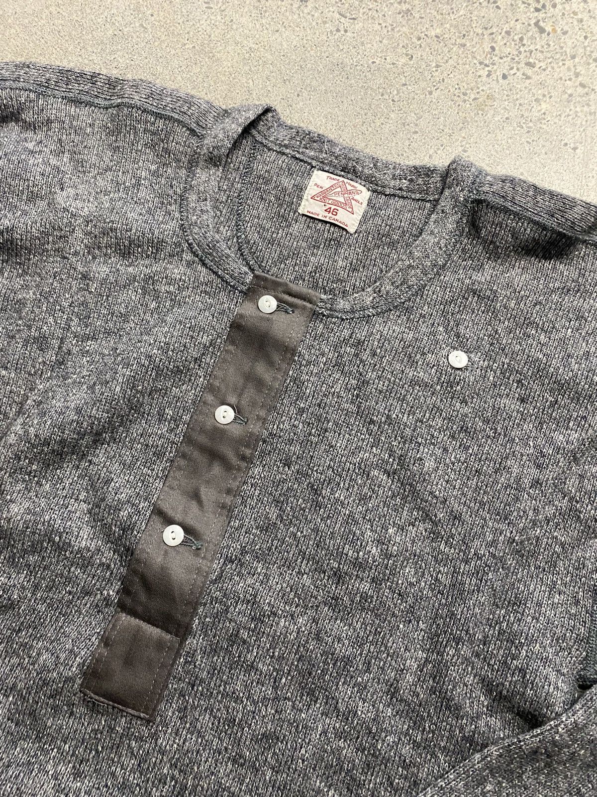 Vintage Vintage 20s/30s Penmans Knit Goods Henley Sweater Size US M / EU 48-50 / 2 - 2 Thumbnail