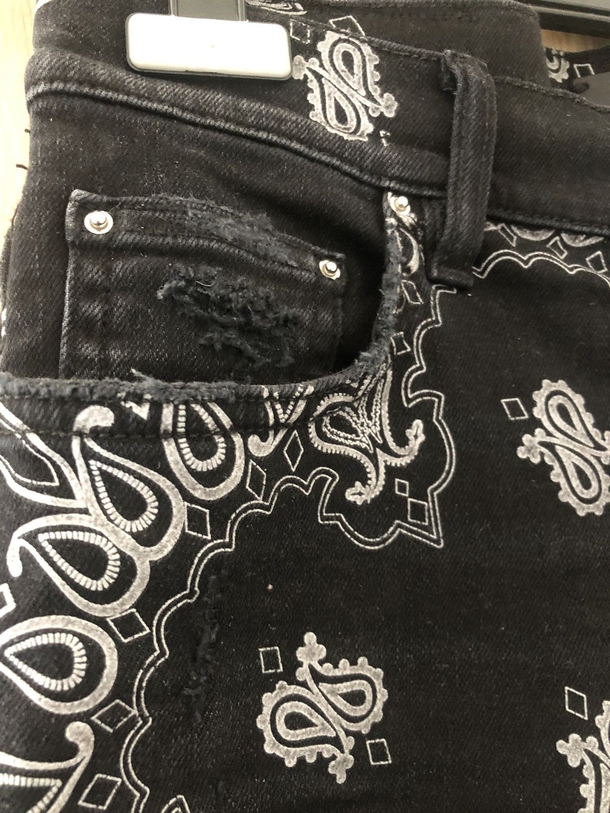 Amiri Amiri Bandana Skinny Jeans Size US 29 - 5 Thumbnail