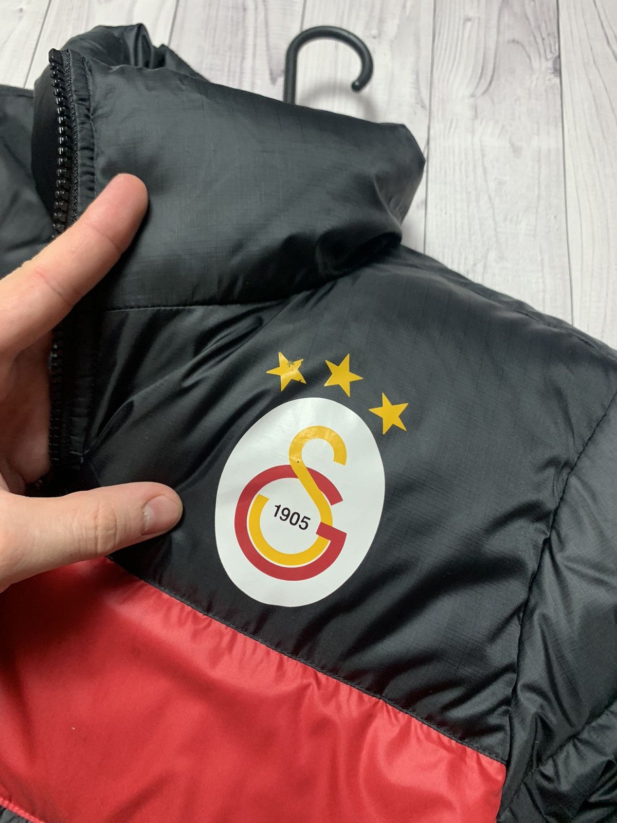 Vintage Vintage Nike down jacket soccer Galatasaray size S Size US S / EU 44-46 / 1 - 3 Thumbnail