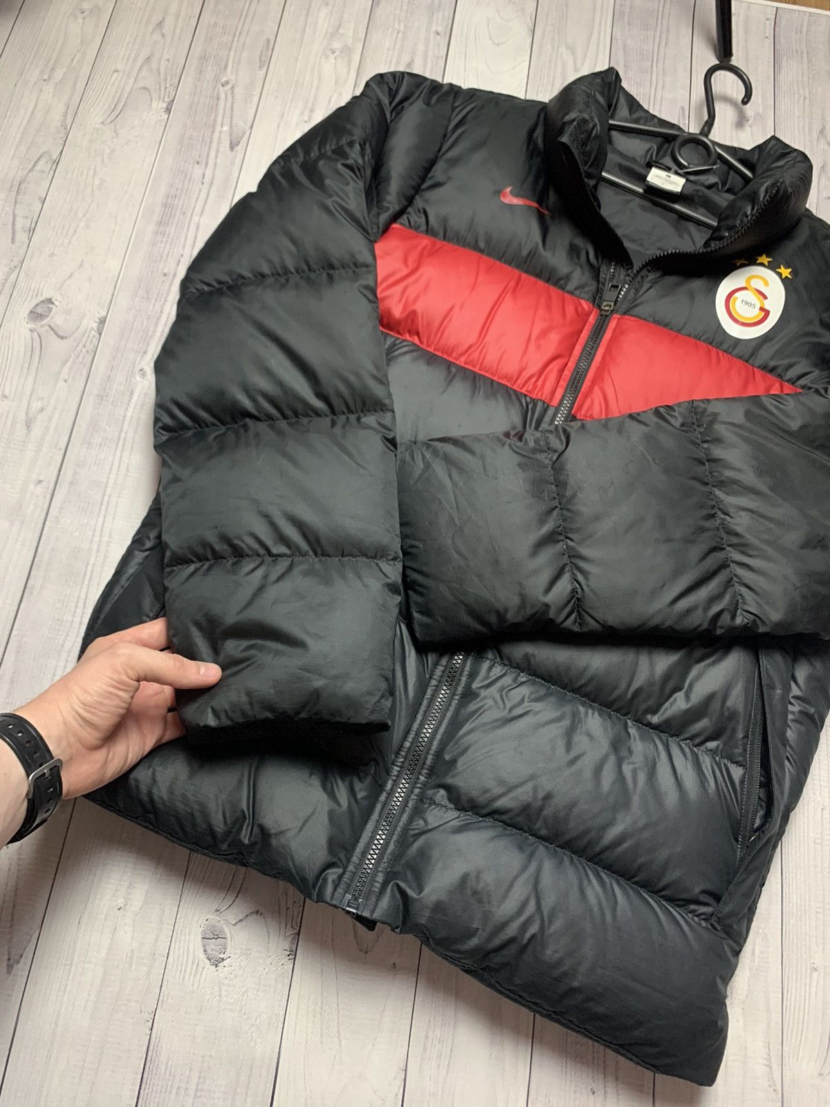 Vintage Vintage Nike down jacket soccer Galatasaray size S Size US S / EU 44-46 / 1 - 6 Thumbnail