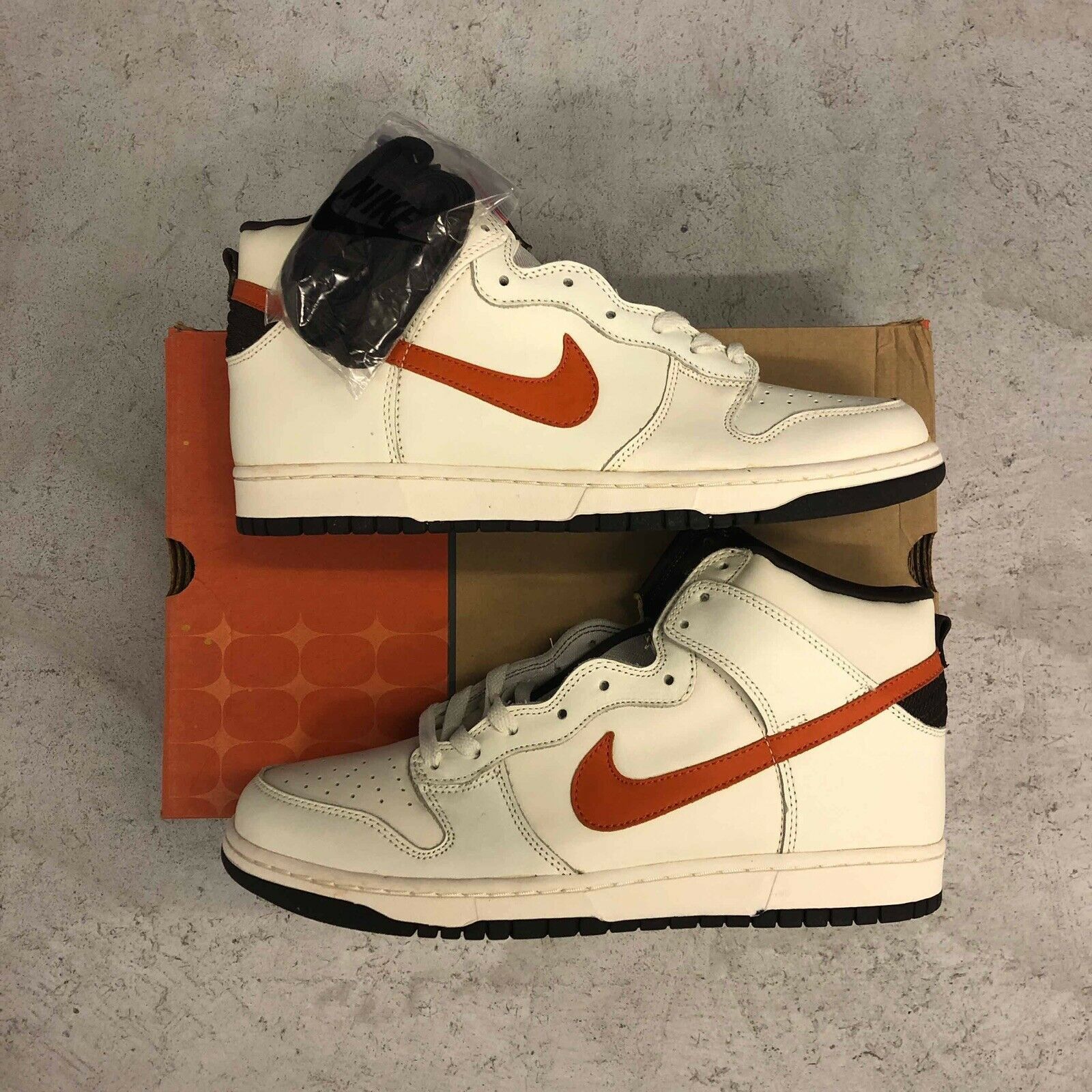 Nike Dunk High Sail/Orange Blaze-Baroque Brown (2004) Size US 13 / EU 46 - 1 Thumbnail