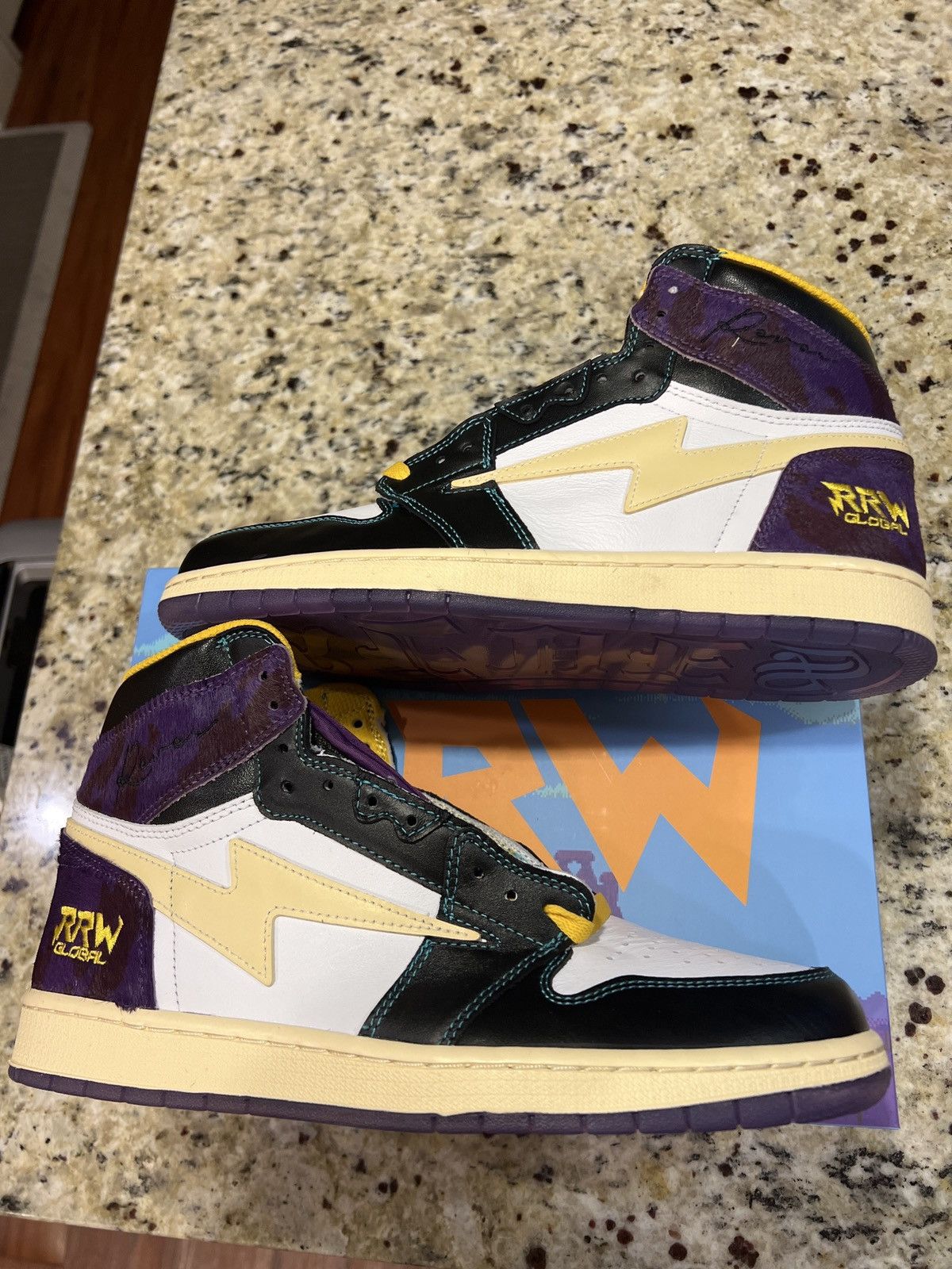 Reves Paris Reves Sport/Kiy ‘85 Hi (Roadrunner Edition) Size 11 Size US 11 / EU 44 - 1 Thumbnail