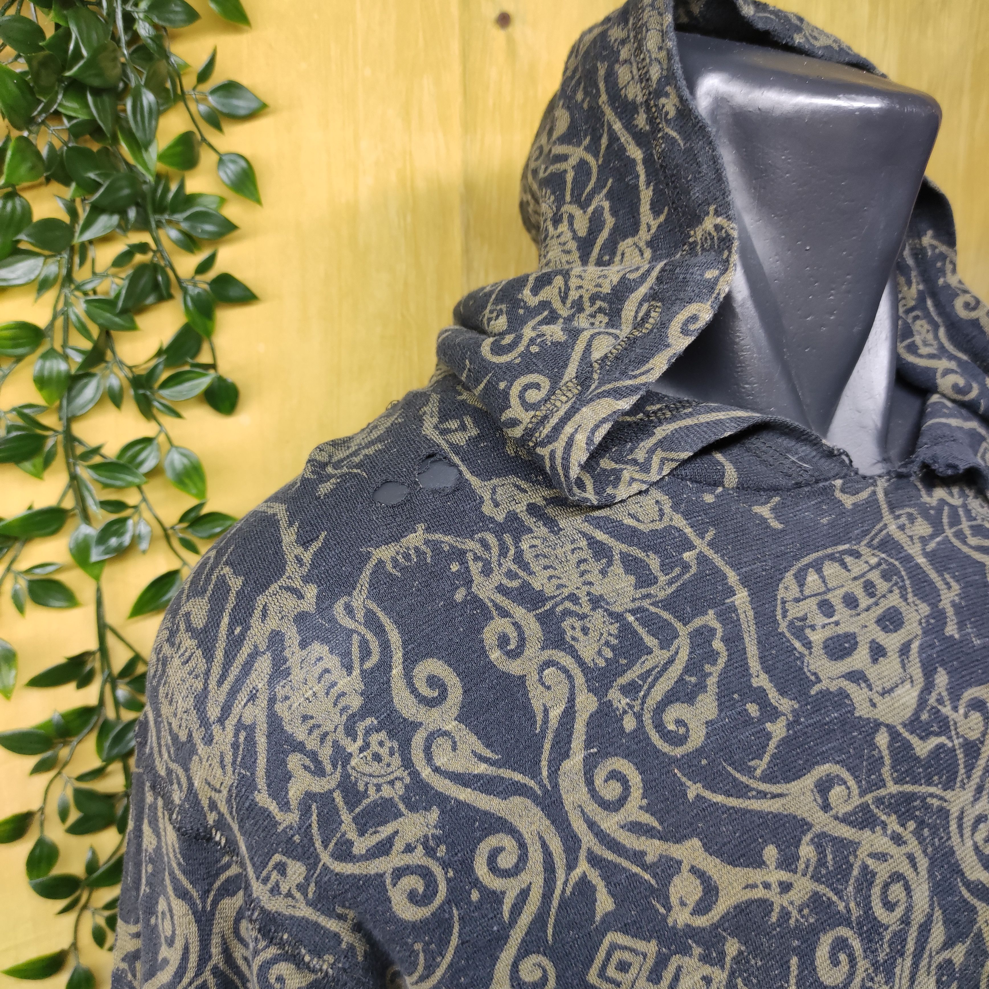 Magical Design A19 Vintage Magical Design skulls fully print THRASHED Size US M / EU 48-50 / 2 - 7 Thumbnail