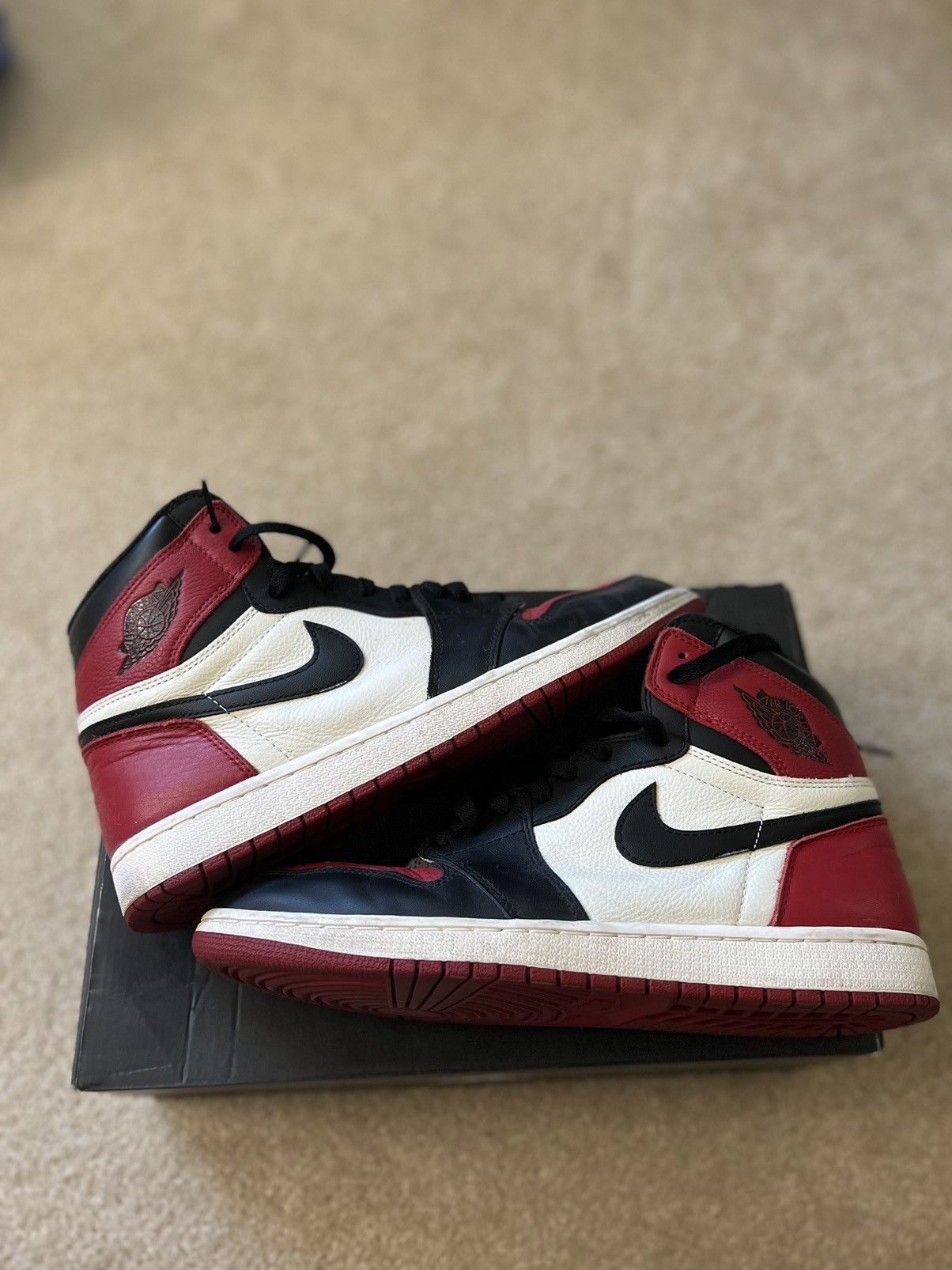 Jordan Brand 2018 Air Jordan 1 Bred Toe Size US 11.5 / EU 44-45 - 3 Thumbnail