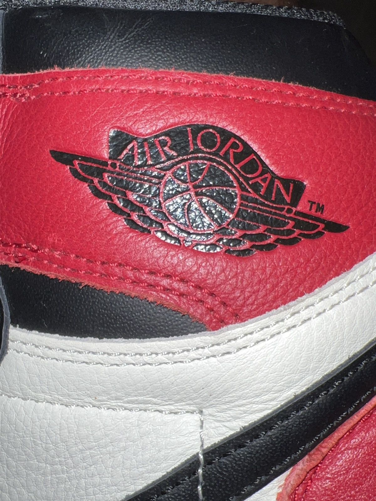 Jordan Brand 2018 Air Jordan 1 Bred Toe Size US 11.5 / EU 44-45 - 11 Thumbnail
