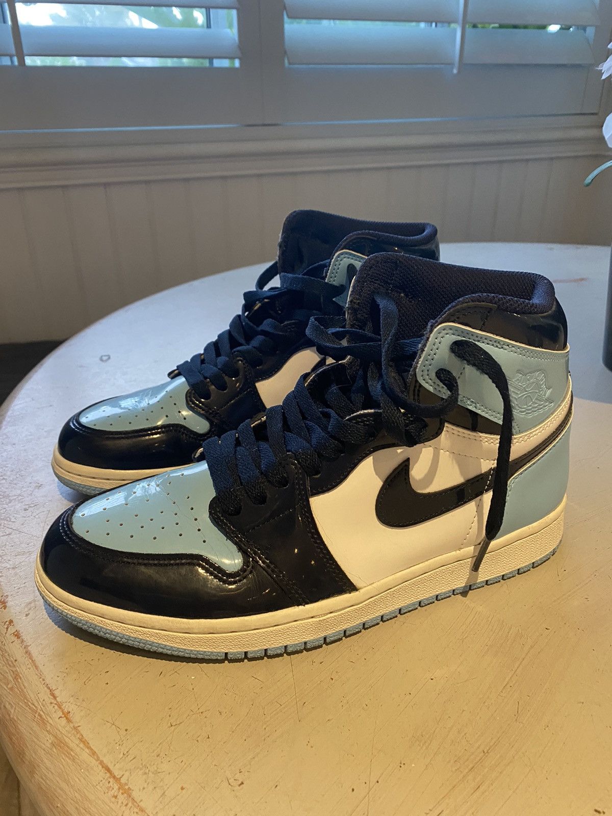 Nike Womens Air Jordan Retro High OG 'Blue Chill'