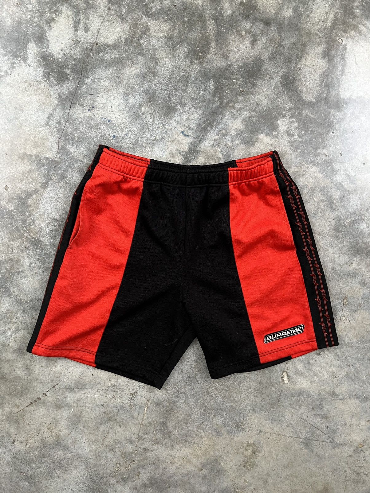 Supreme Supreme Barbed Wire Basketball Shorts Black + Red Small ...