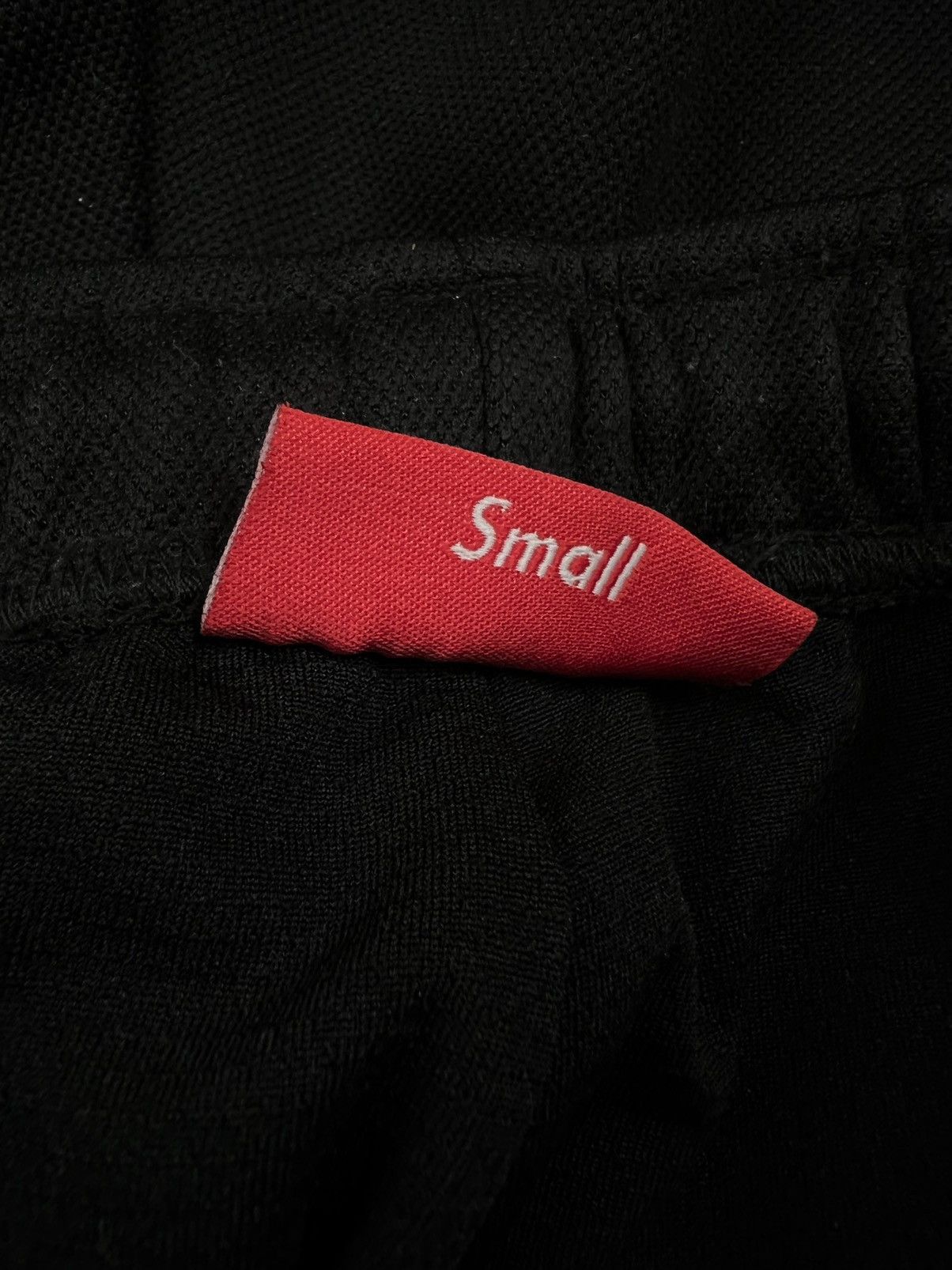 Supreme Supreme Barbed Wire Basketball Shorts Black + Red Small Size US 30 / EU 46 - 5 Thumbnail