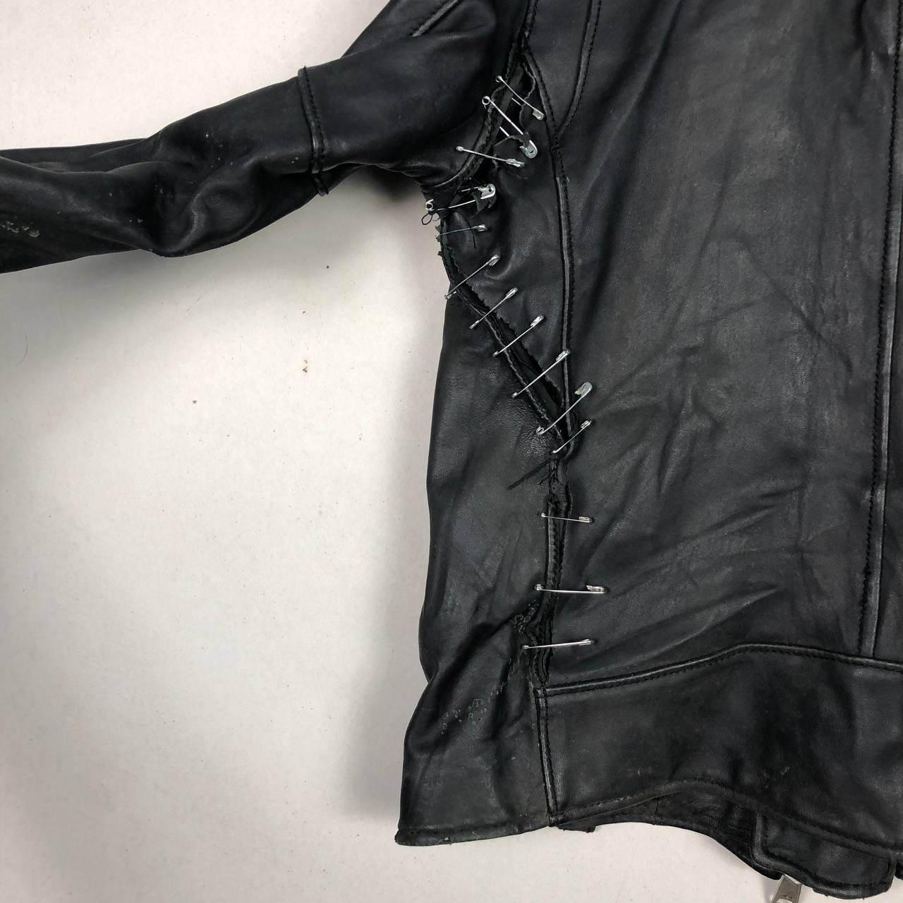 United Arrows United Arrow Double Collar Damage Design Punk Gothic Style Size US L / EU 52-54 / 3 - 7 Thumbnail