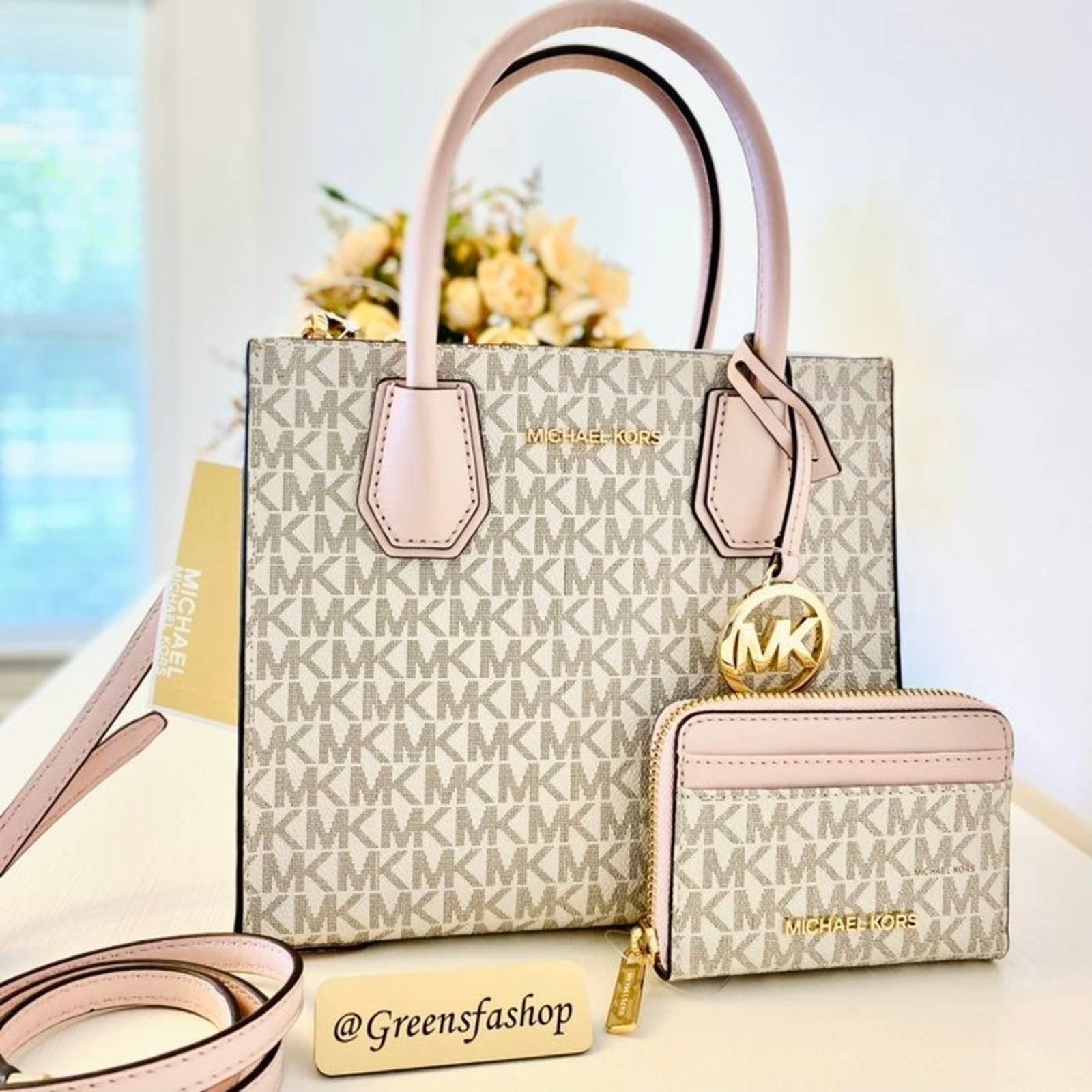 Michael Kors Michael Kors purse & wallet mercer Hope MD messenger bag