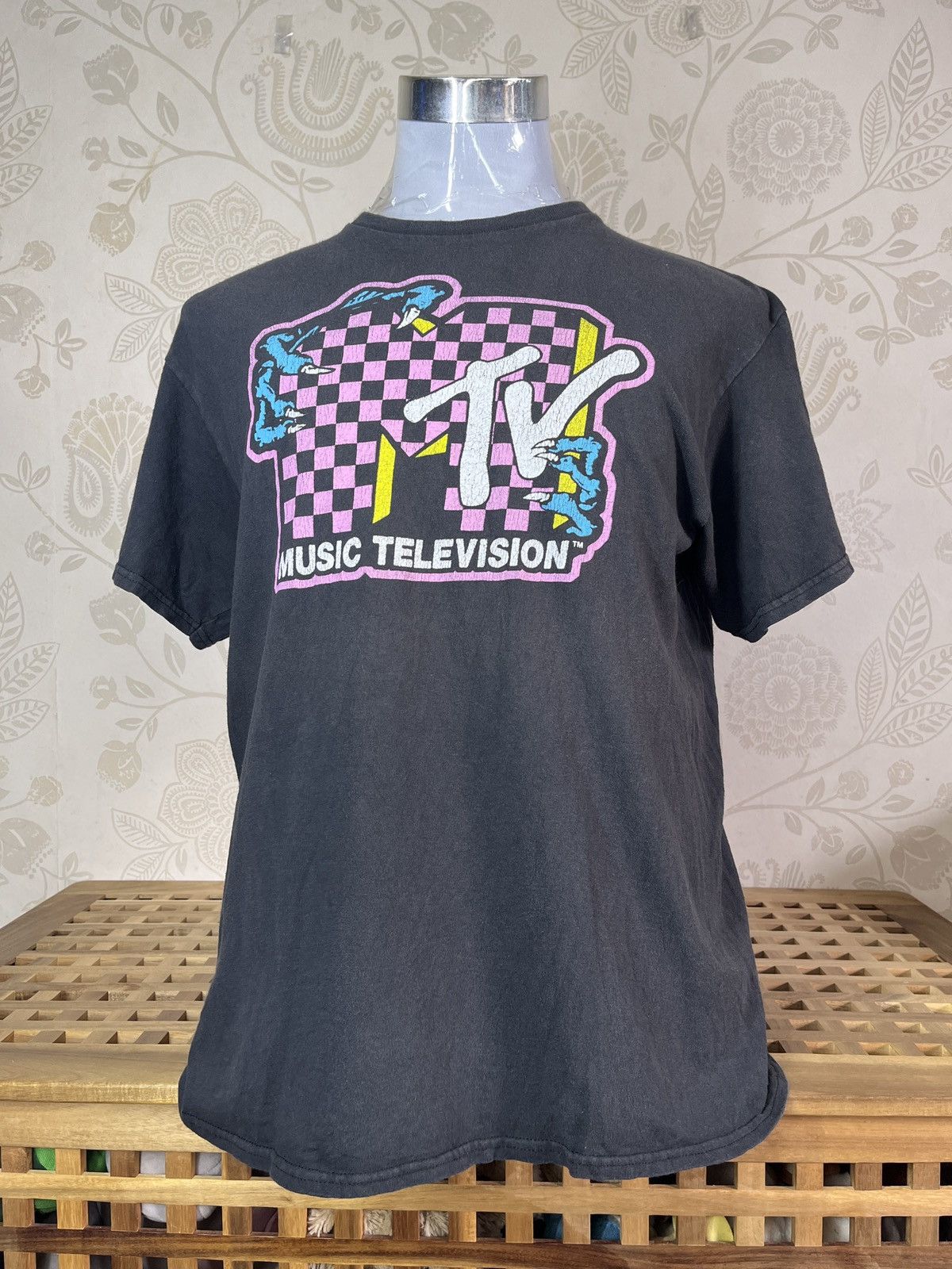 Mtv × Vintage Music Television Trademark MTV Faded Vintage 2010 Size US L / EU 52-54 / 3 - 14 Thumbnail